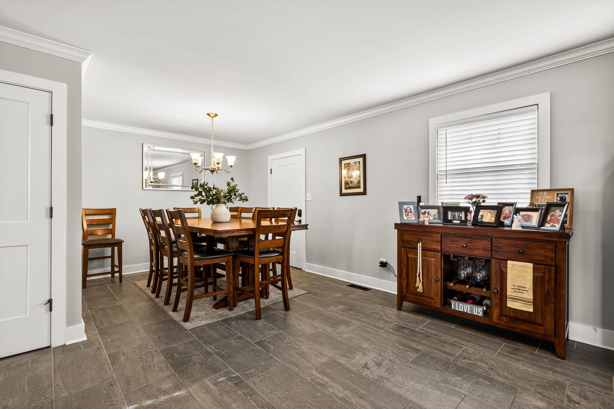 2200 Middleground, Owensboro, Kentucky 42301, 3 Bedrooms Bedrooms, ,2 BathroomsBathrooms,Single Family Residence,For Sale,Middleground,93935