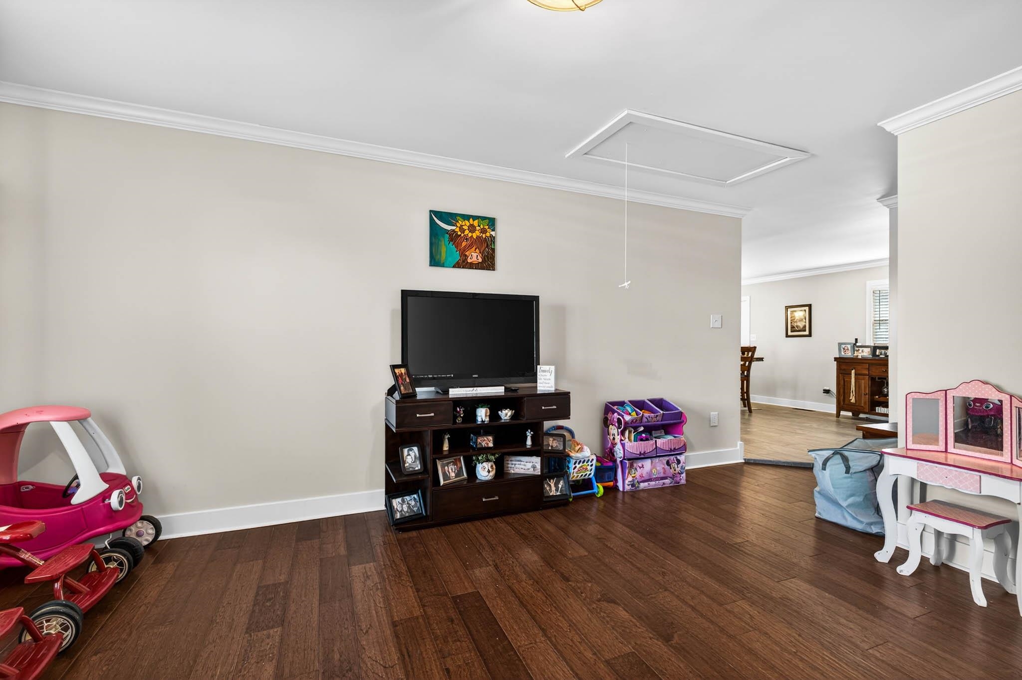 2200 Middleground, Owensboro, Kentucky 42301, 3 Bedrooms Bedrooms, ,2 BathroomsBathrooms,Single Family Residence,For Sale,Middleground,93935