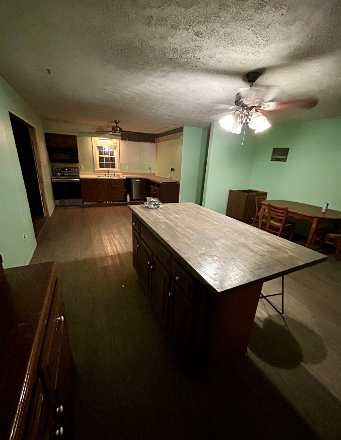 8060 Spencer Thornsberry Rd, Robards, Kentucky 42452, 4 Bedrooms Bedrooms, ,1 BathroomBathrooms,Single Family Residence,For Sale,Spencer Thornsberry Rd,93938