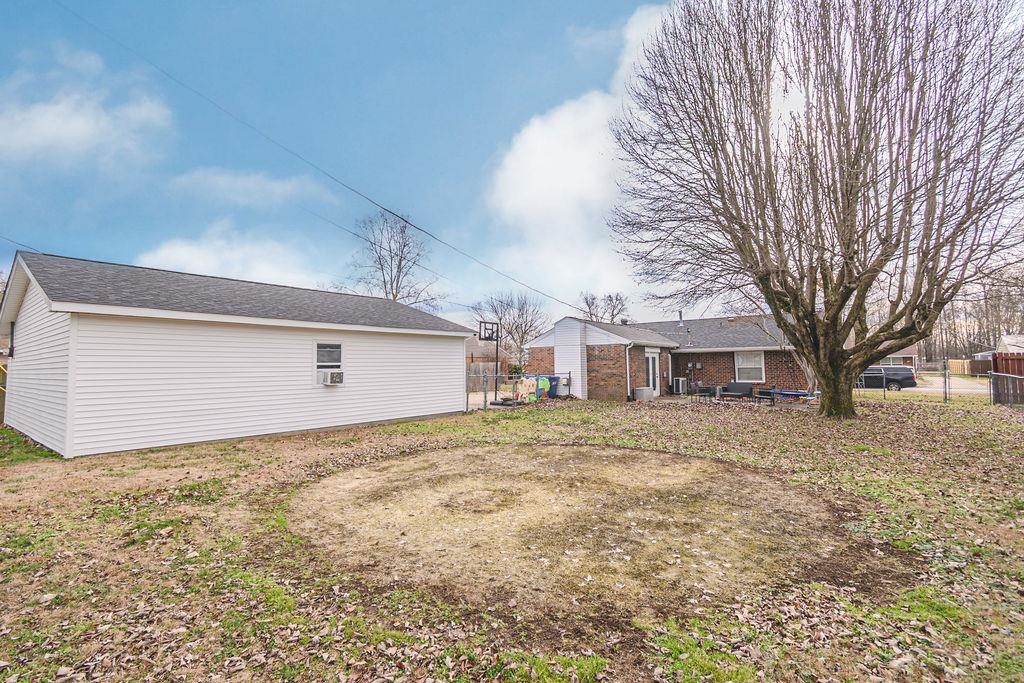 5436 Gerald Dr, Owensboro, Kentucky 42301, 4 Bedrooms Bedrooms, ,1 BathroomBathrooms,Single Family Residence,For Sale,Gerald Dr,93942