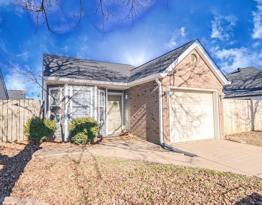 2405 Elder Drive, Owensboro, Kentucky 42301, 2 Bedrooms Bedrooms, ,1 BathroomBathrooms,Single Family Residence,For Sale,Elder Drive,93943