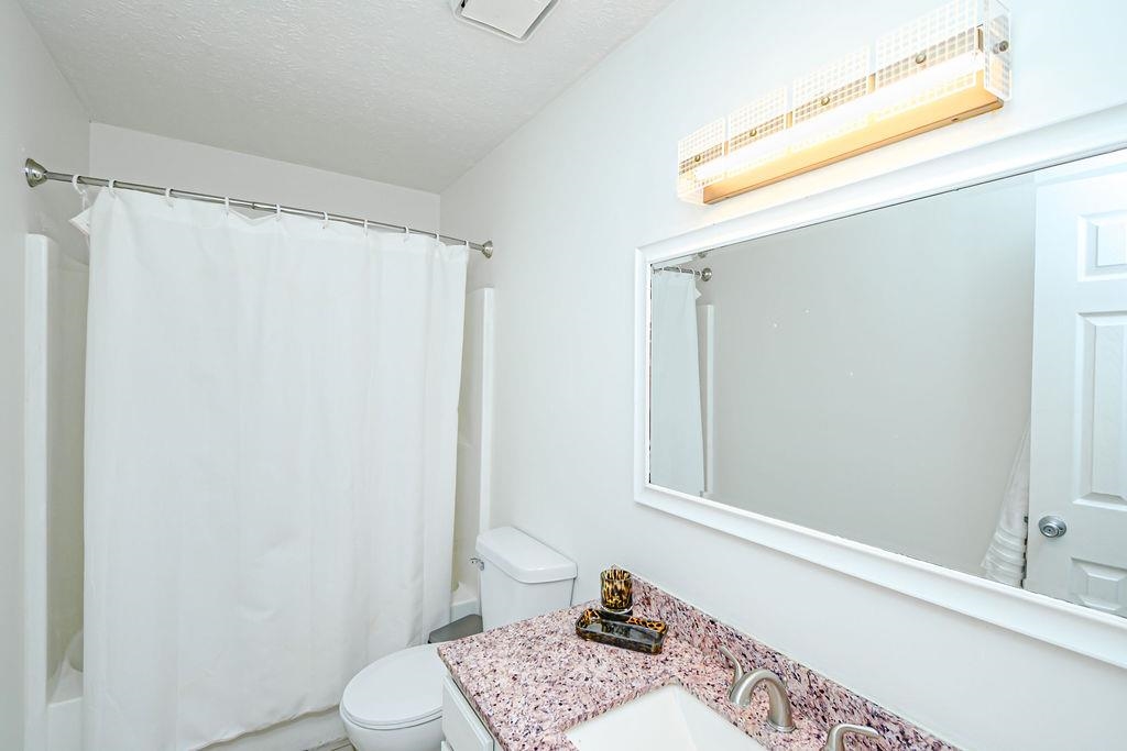 2405 Elder Drive, Owensboro, Kentucky 42301, 2 Bedrooms Bedrooms, ,1 BathroomBathrooms,Single Family Residence,For Sale,Elder Drive,93943