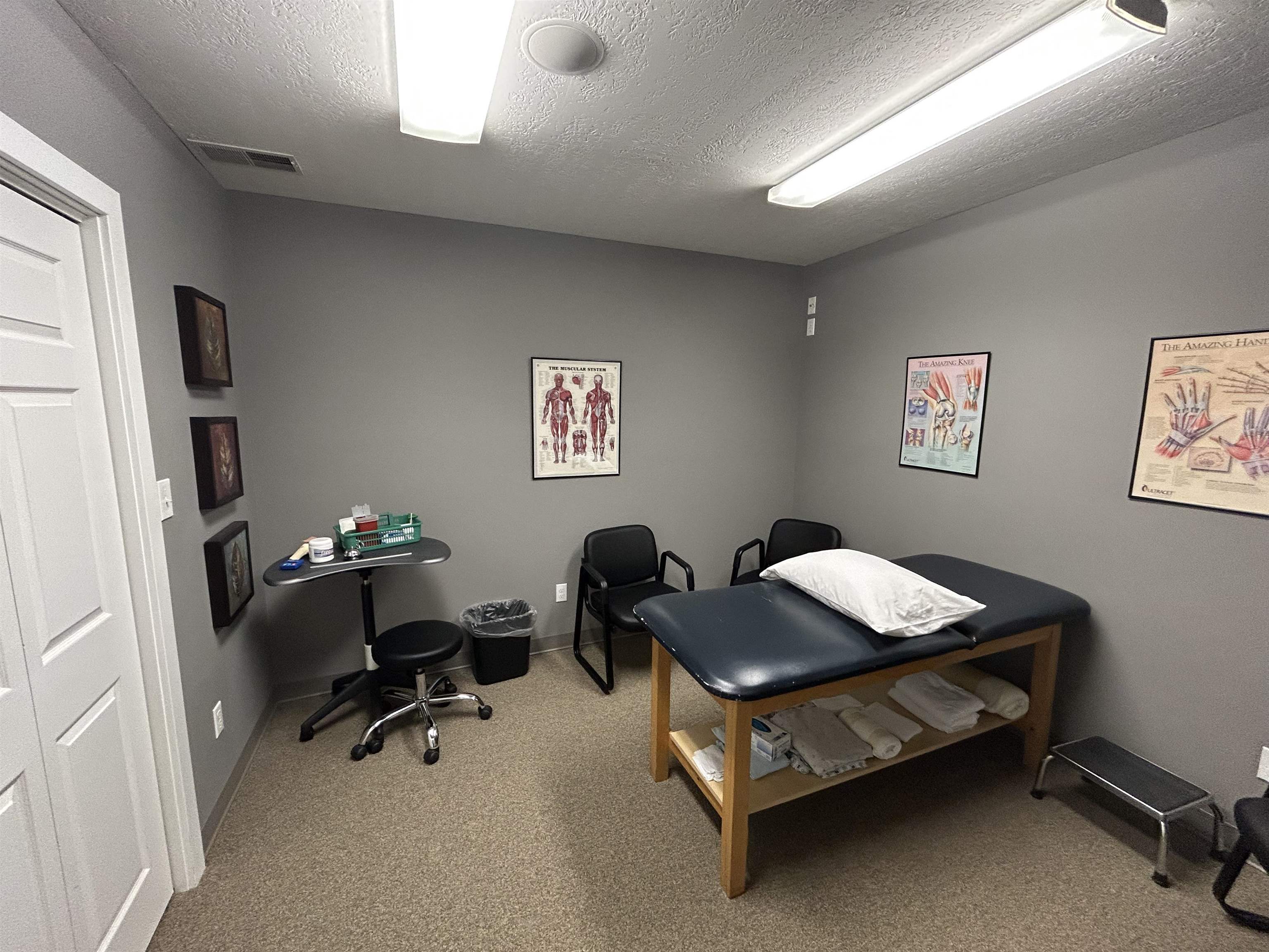 10015 Main Street, Whitesville, Kentucky 42378, ,Office,For Sale,Main Street,93946