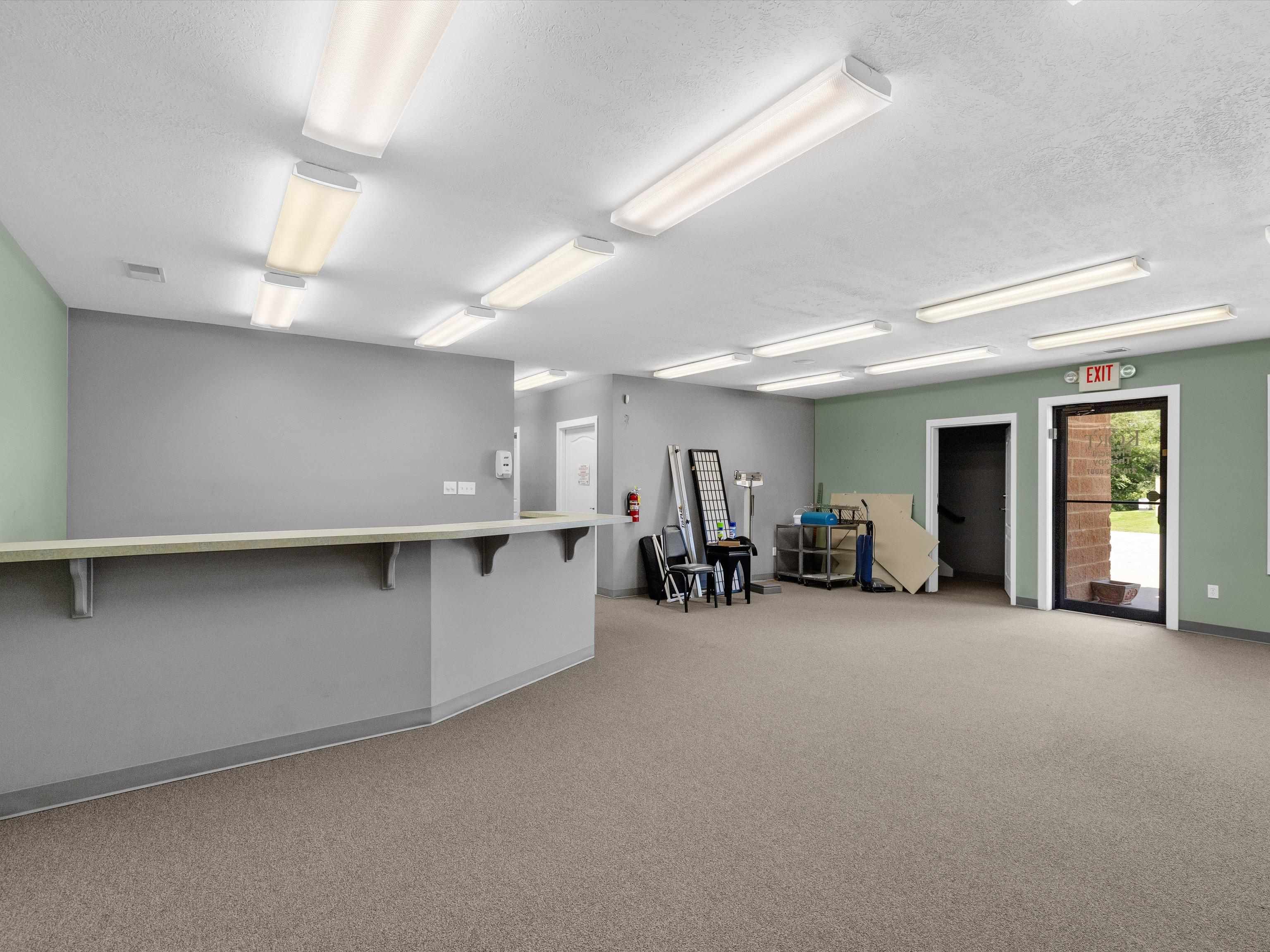 10015 Main Street, Whitesville, Kentucky 42378, ,Office,For Sale,Main Street,93946