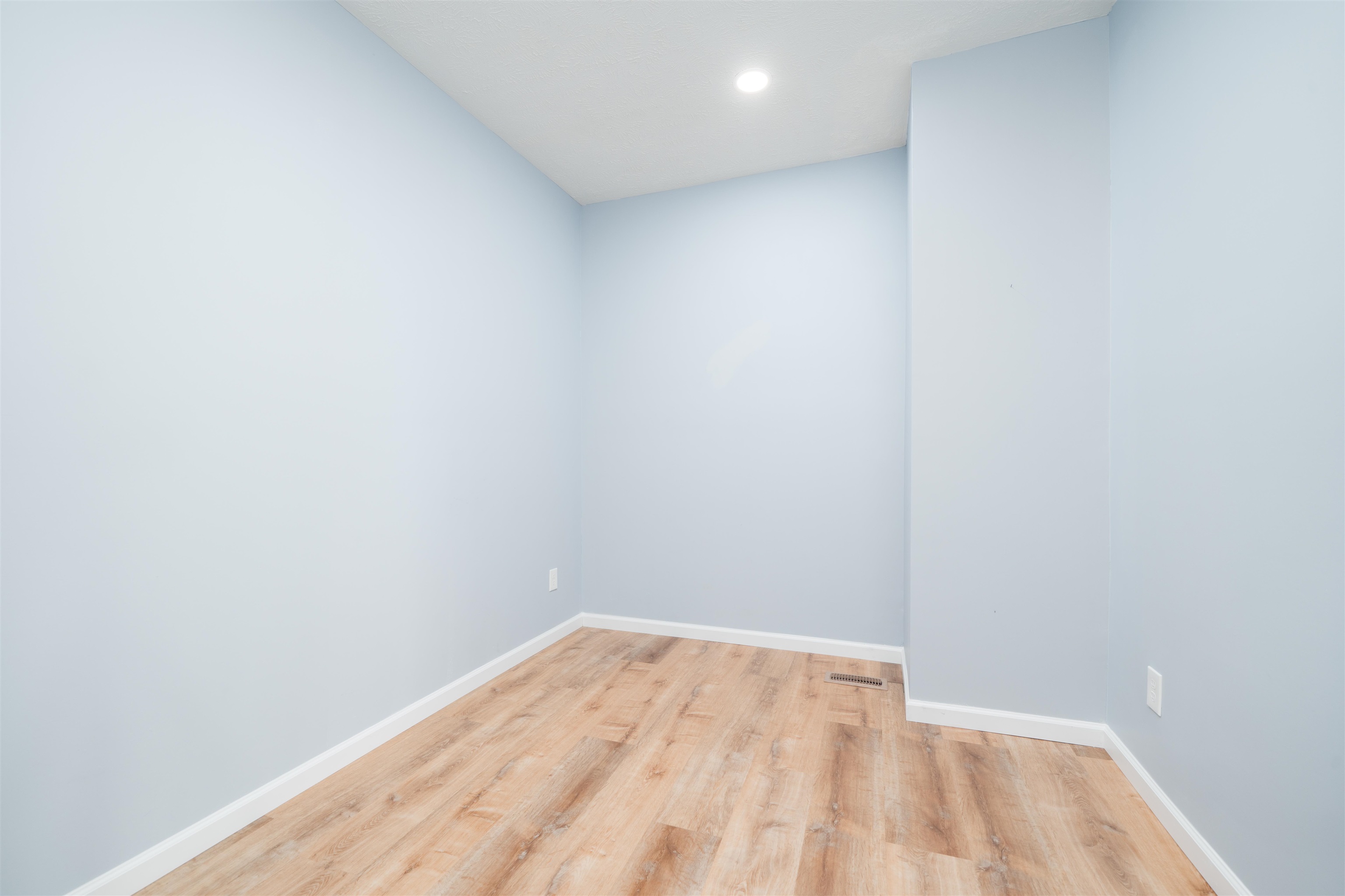 2219 Frederica St, Owensboro, Kentucky 42301, ,Office,For Sale,Frederica St,93950