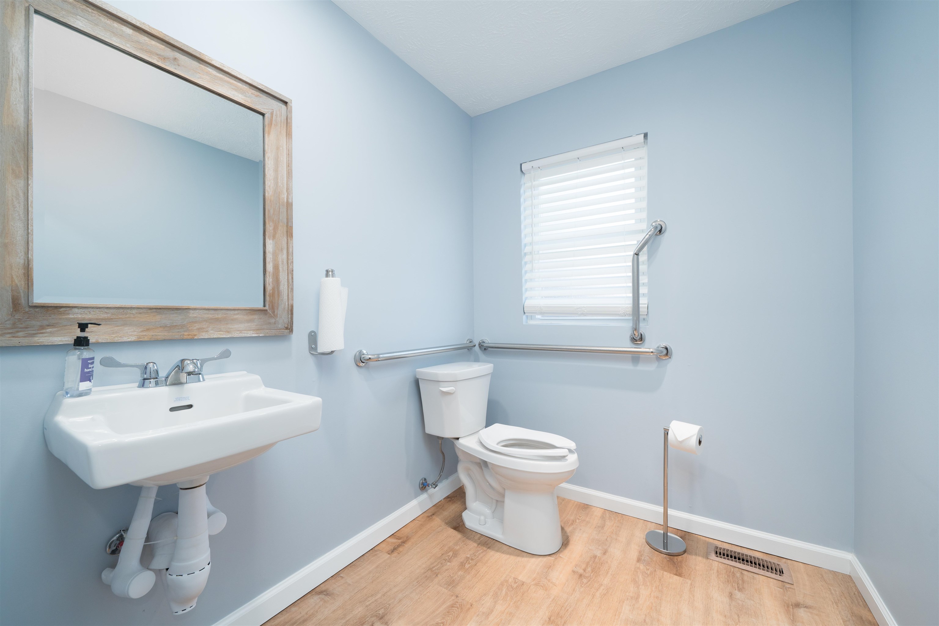 2219 Frederica St, Owensboro, Kentucky 42301, ,Office,For Sale,Frederica St,93950