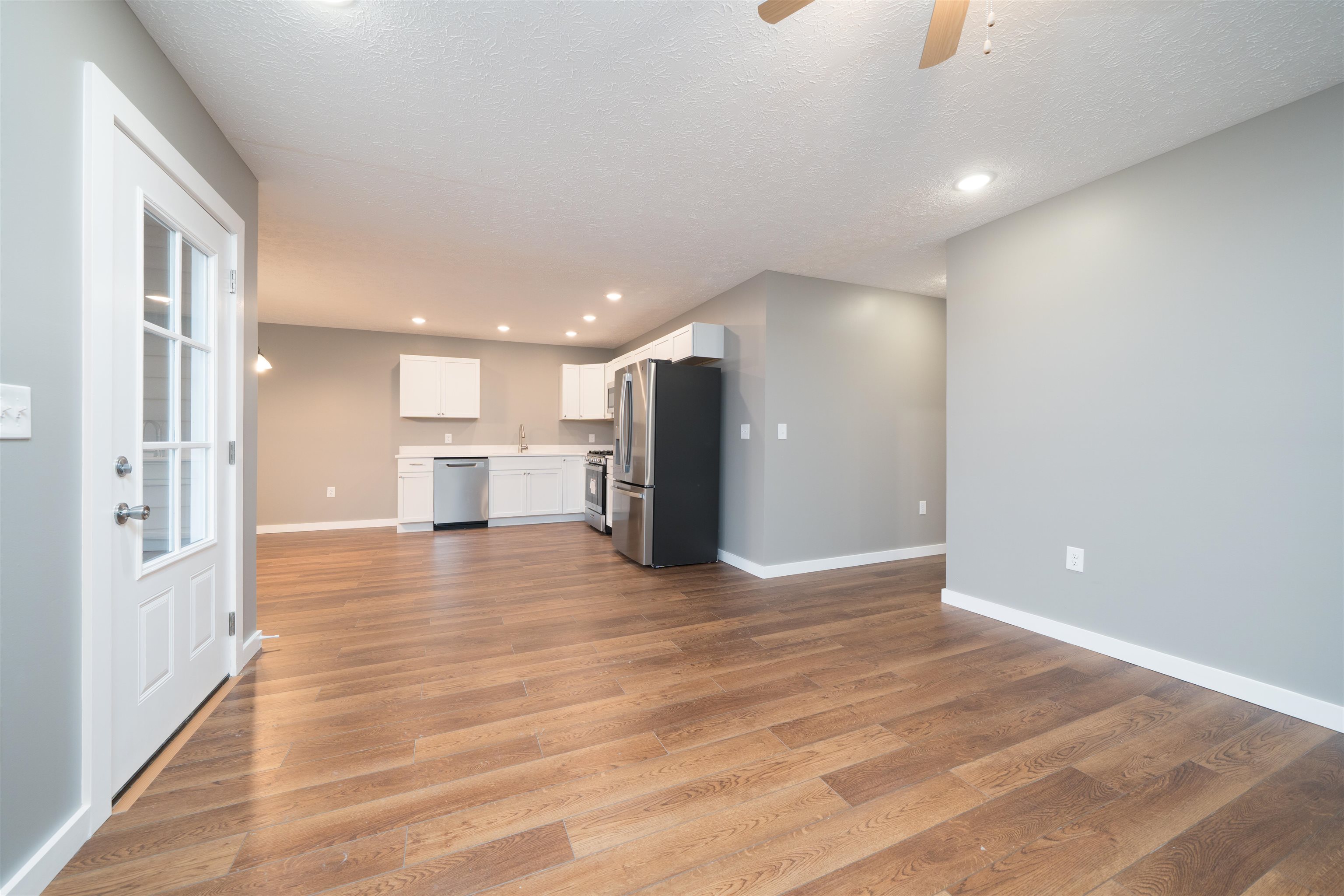 705 Hall St, Owensboro, Kentucky 42303, 3 Bedrooms Bedrooms, ,2 BathroomsBathrooms,Single Family Residence,For Sale,Hall St,93951