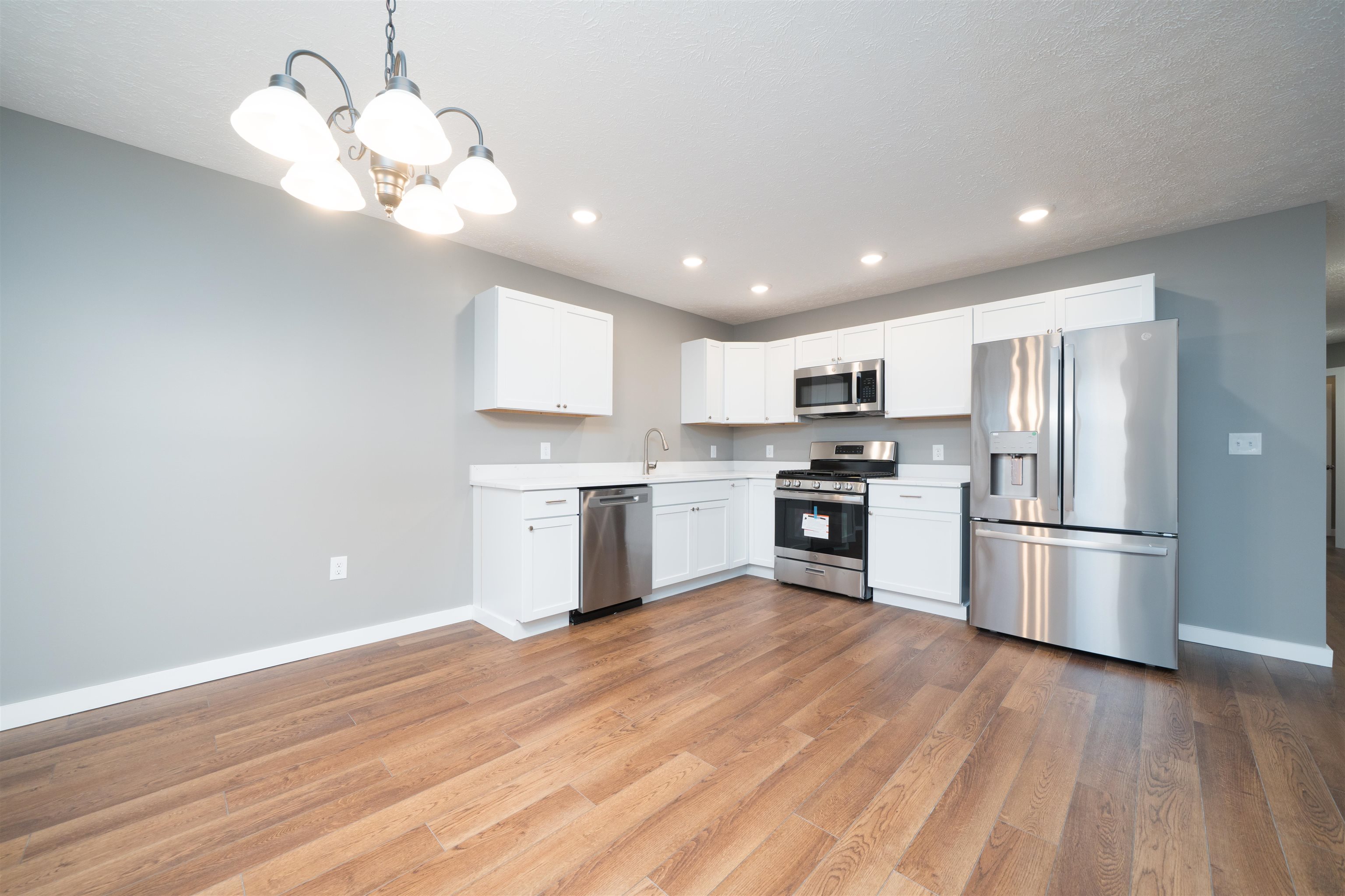 705 Hall St, Owensboro, Kentucky 42303, 3 Bedrooms Bedrooms, ,2 BathroomsBathrooms,Single Family Residence,For Sale,Hall St,93951