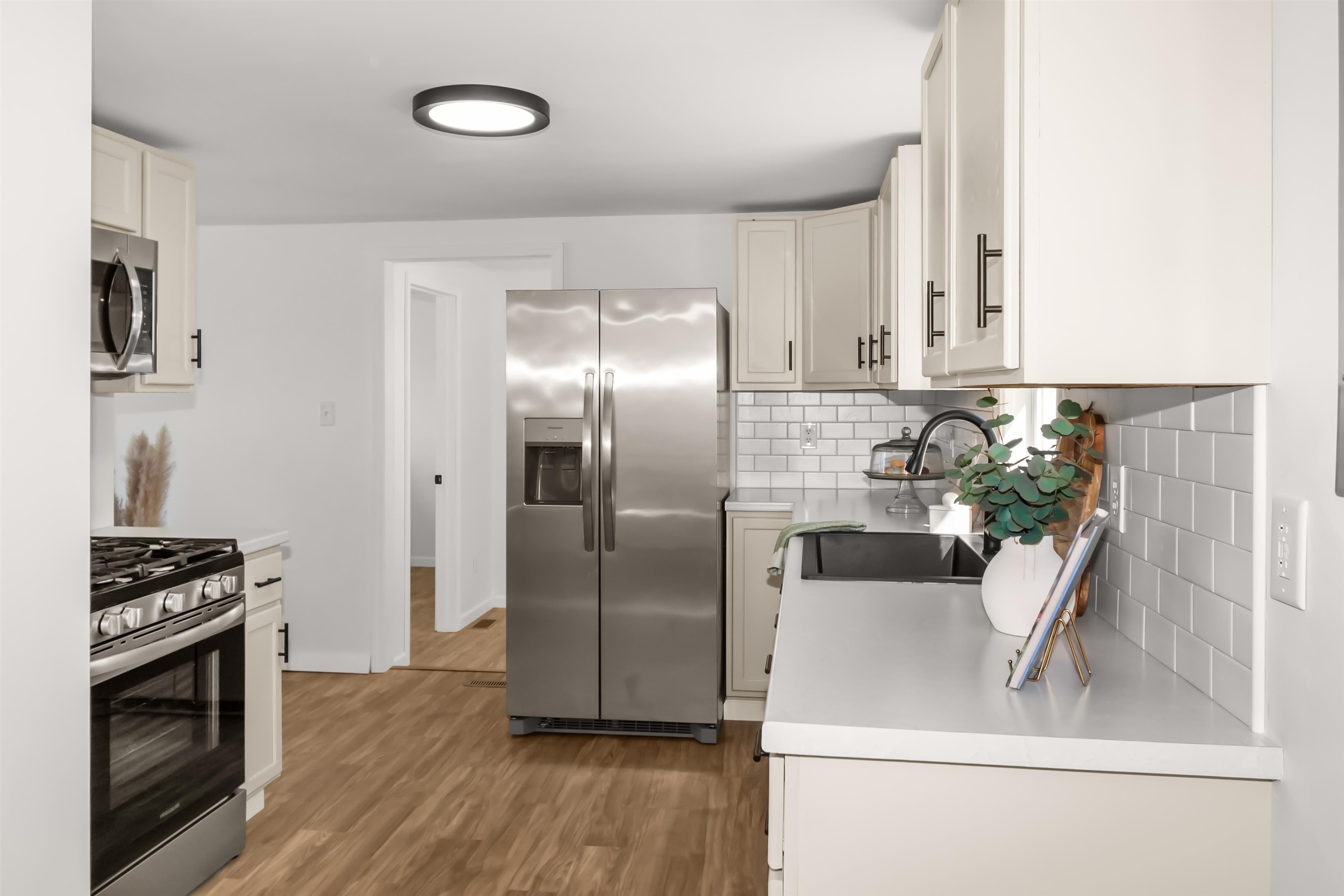 10570 Jefferson Street, Whitesville, Kentucky 42378, 3 Bedrooms Bedrooms, ,2 BathroomsBathrooms,Single Family Residence,For Sale,Jefferson Street,93952