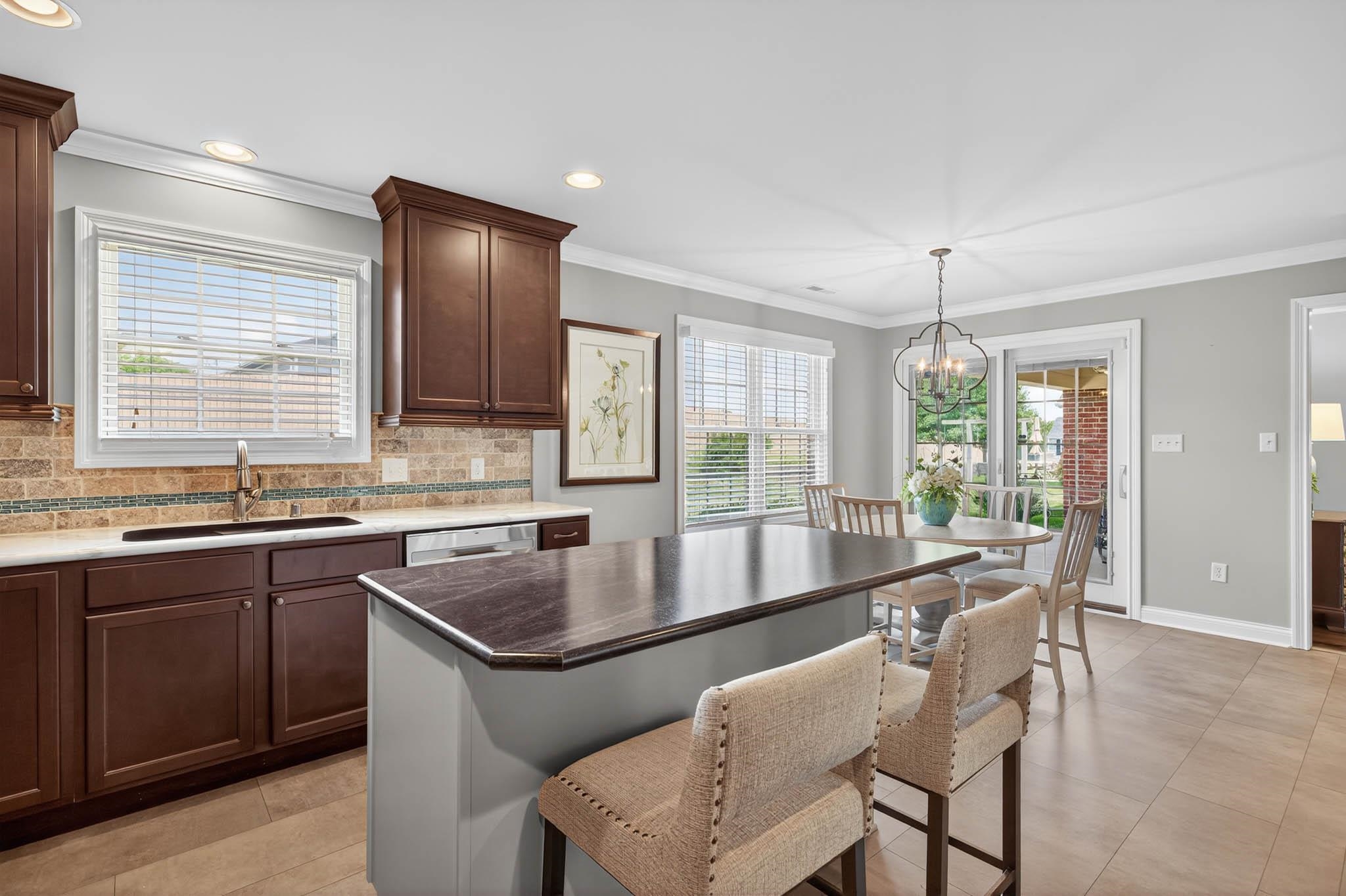 1790 Wellshurst Dr, Owensboro, Kentucky 42301, 3 Bedrooms Bedrooms, ,2 BathroomsBathrooms,Single Family Residence,For Sale,Wellshurst Dr,93954