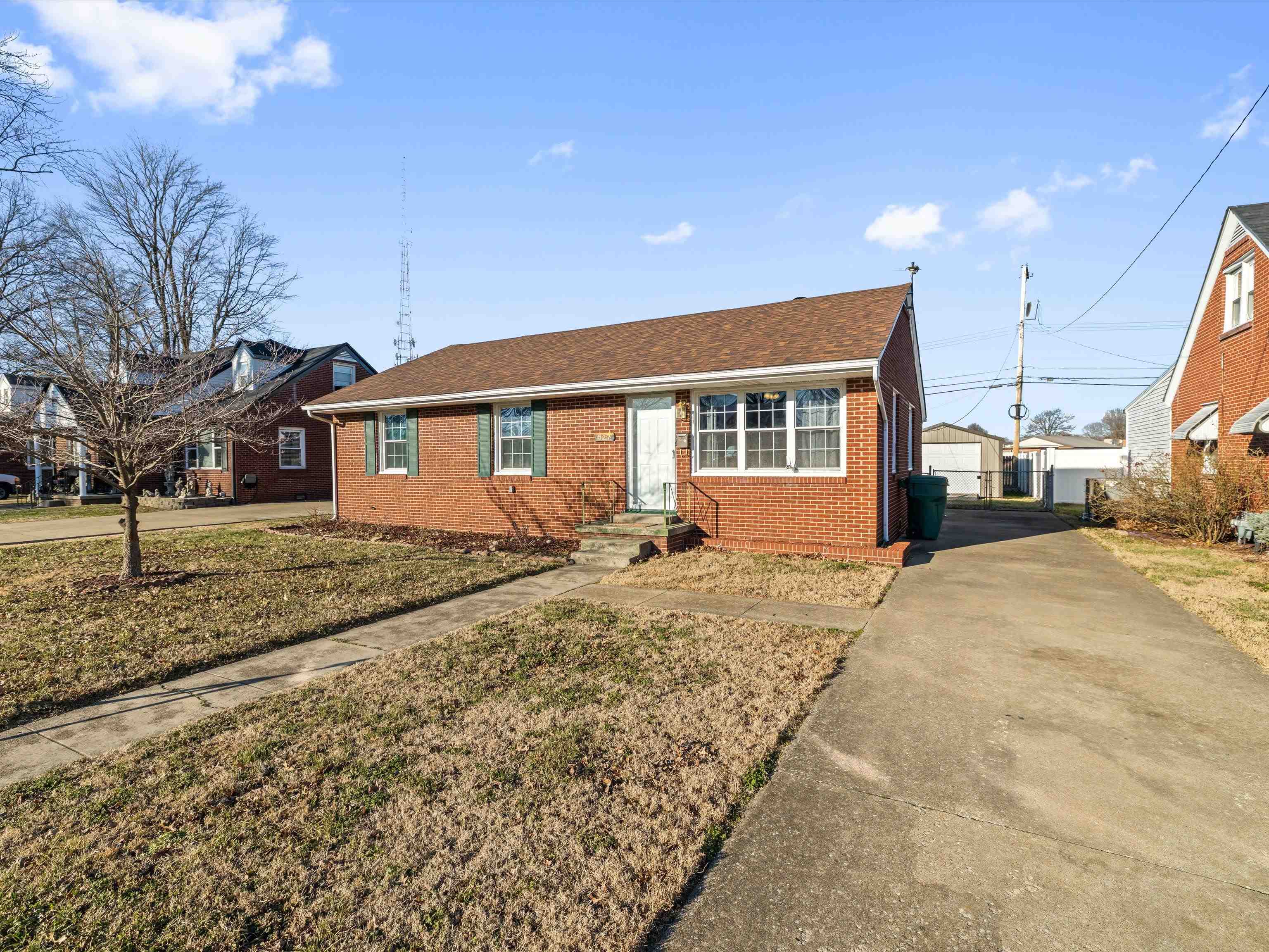 527 Suffolk Dr, Owensboro, Kentucky 42303, 3 Bedrooms Bedrooms, ,1 BathroomBathrooms,Single Family Residence,For Sale,Suffolk Dr,93955
