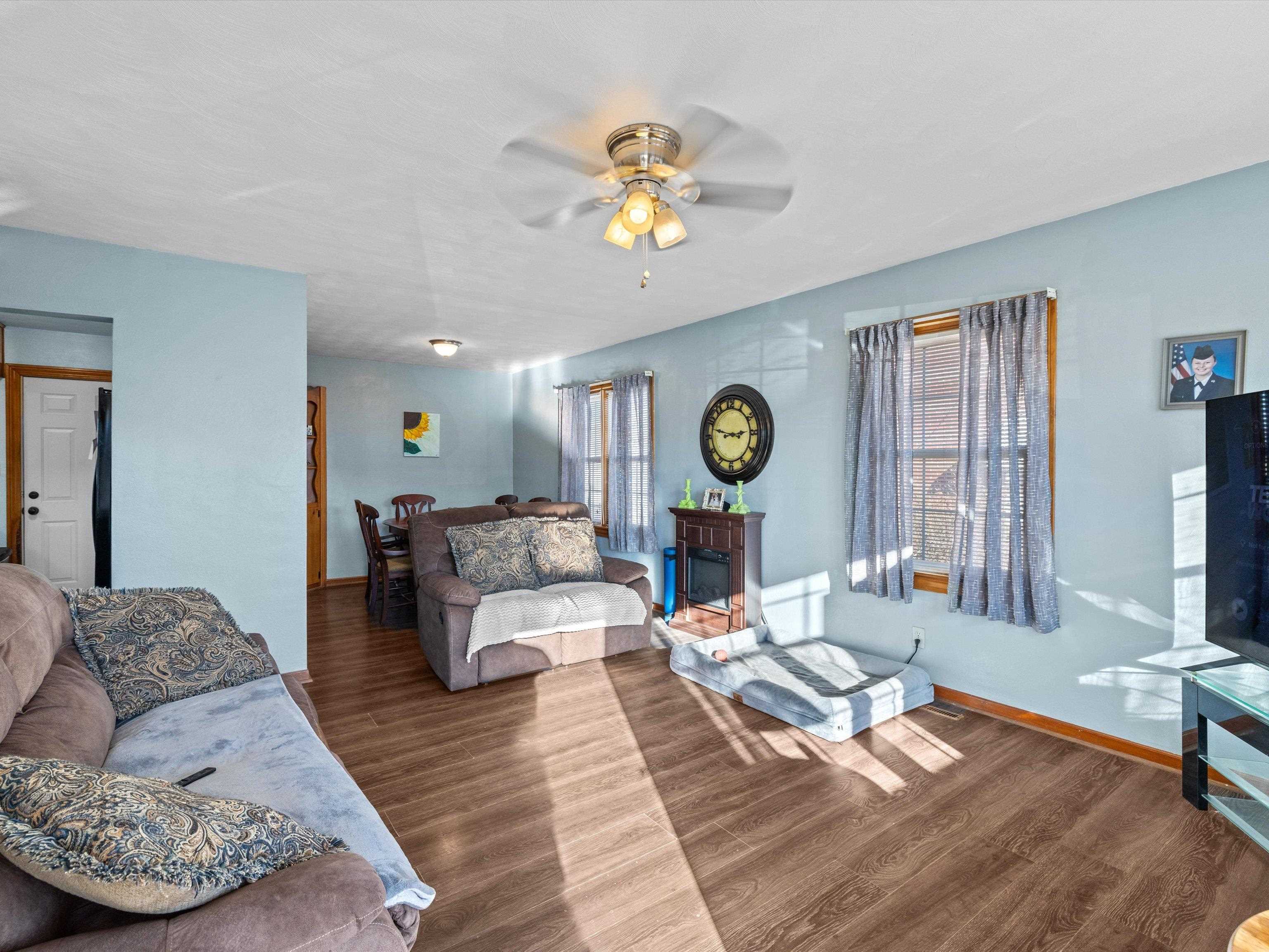 527 Suffolk Dr, Owensboro, Kentucky 42303, 3 Bedrooms Bedrooms, ,1 BathroomBathrooms,Single Family Residence,For Sale,Suffolk Dr,93955