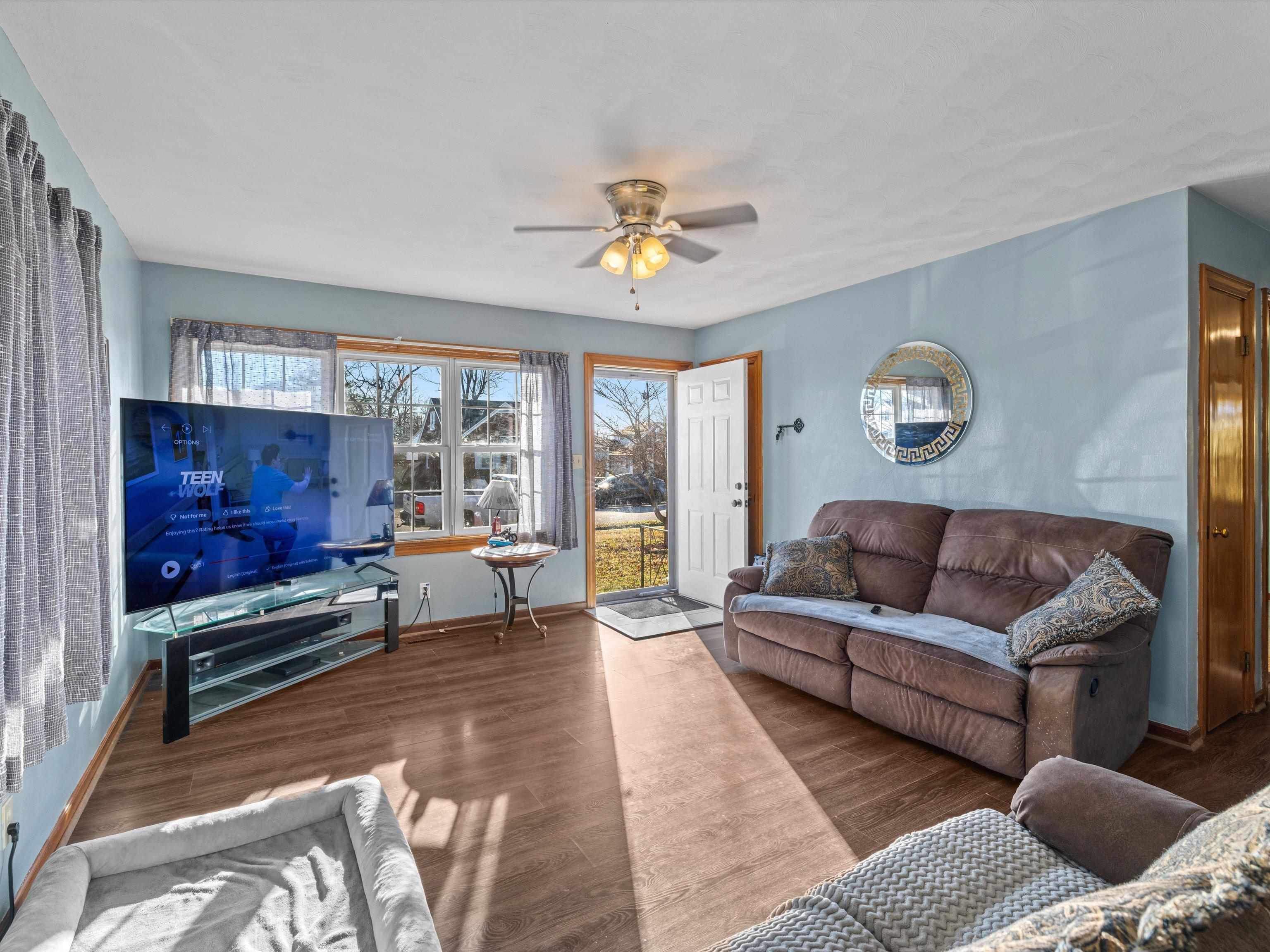 527 Suffolk Dr, Owensboro, Kentucky 42303, 3 Bedrooms Bedrooms, ,1 BathroomBathrooms,Single Family Residence,For Sale,Suffolk Dr,93955