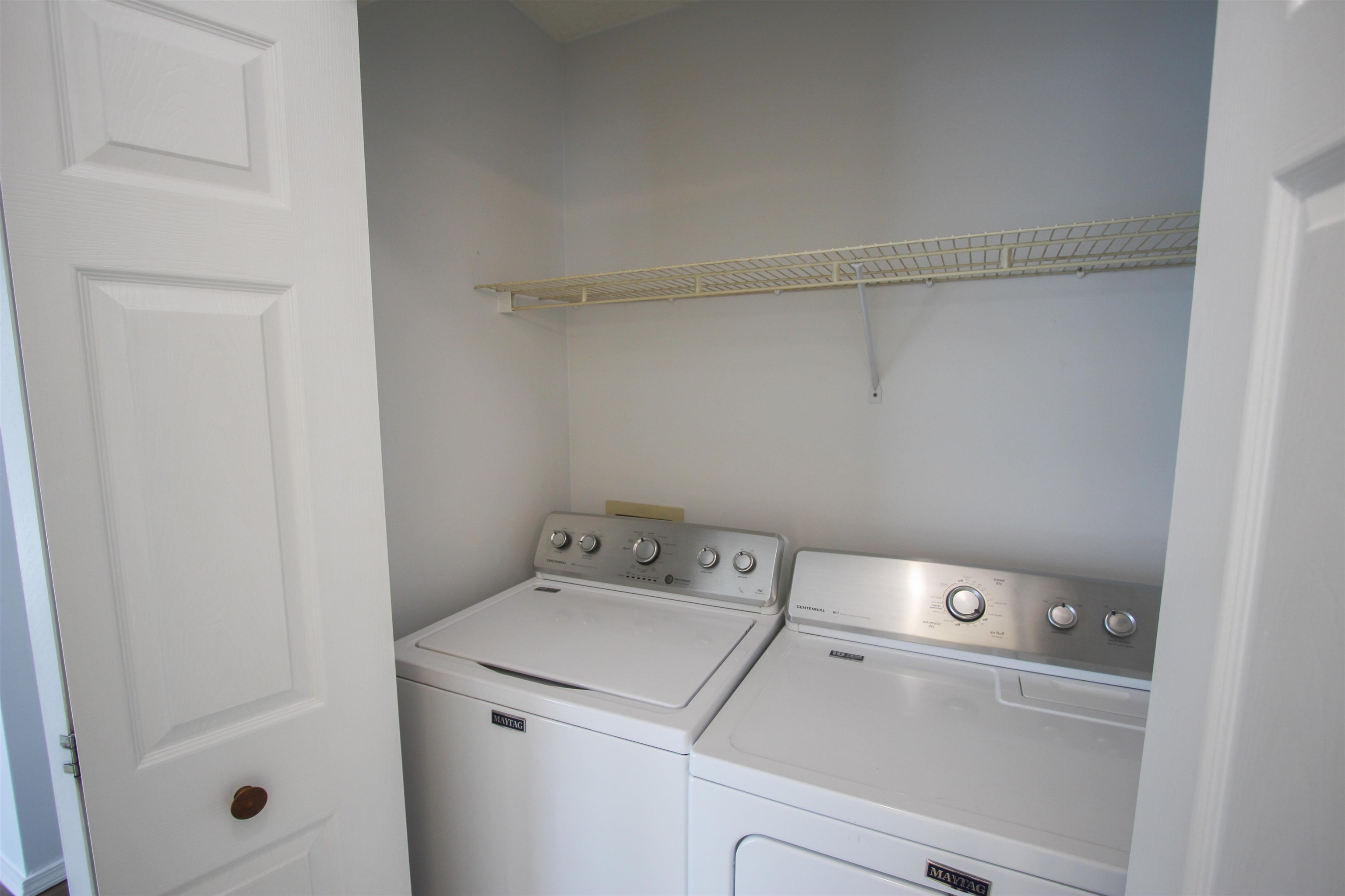 4601 Strickland Drive, Owensboro, Kentucky 42301, 4 Bedrooms Bedrooms, ,2 BathroomsBathrooms,Single Family Residence,For Sale,Strickland Drive,93959