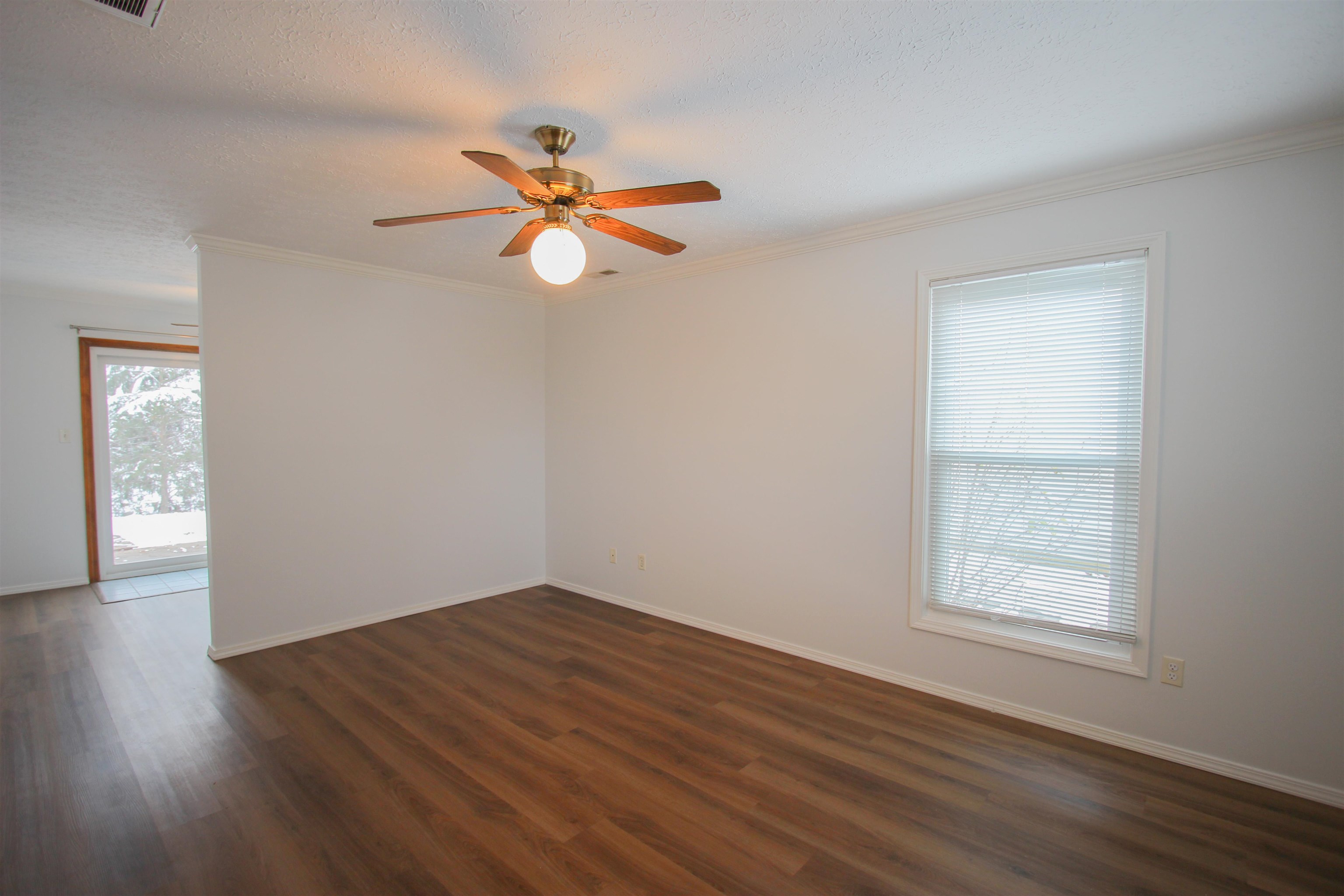 4601 Strickland Drive, Owensboro, Kentucky 42301, 4 Bedrooms Bedrooms, ,2 BathroomsBathrooms,Single Family Residence,For Sale,Strickland Drive,93959