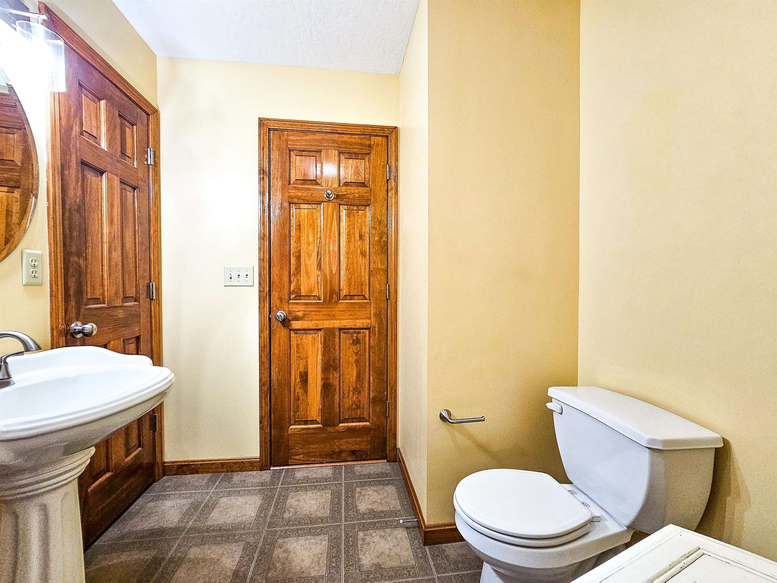 601 Indian Ridge Road, Falls of Rough, Kentucky 40119, 4 Bedrooms Bedrooms, ,3 BathroomsBathrooms,Single Family Residence,For Sale,Indian Ridge Road,93965