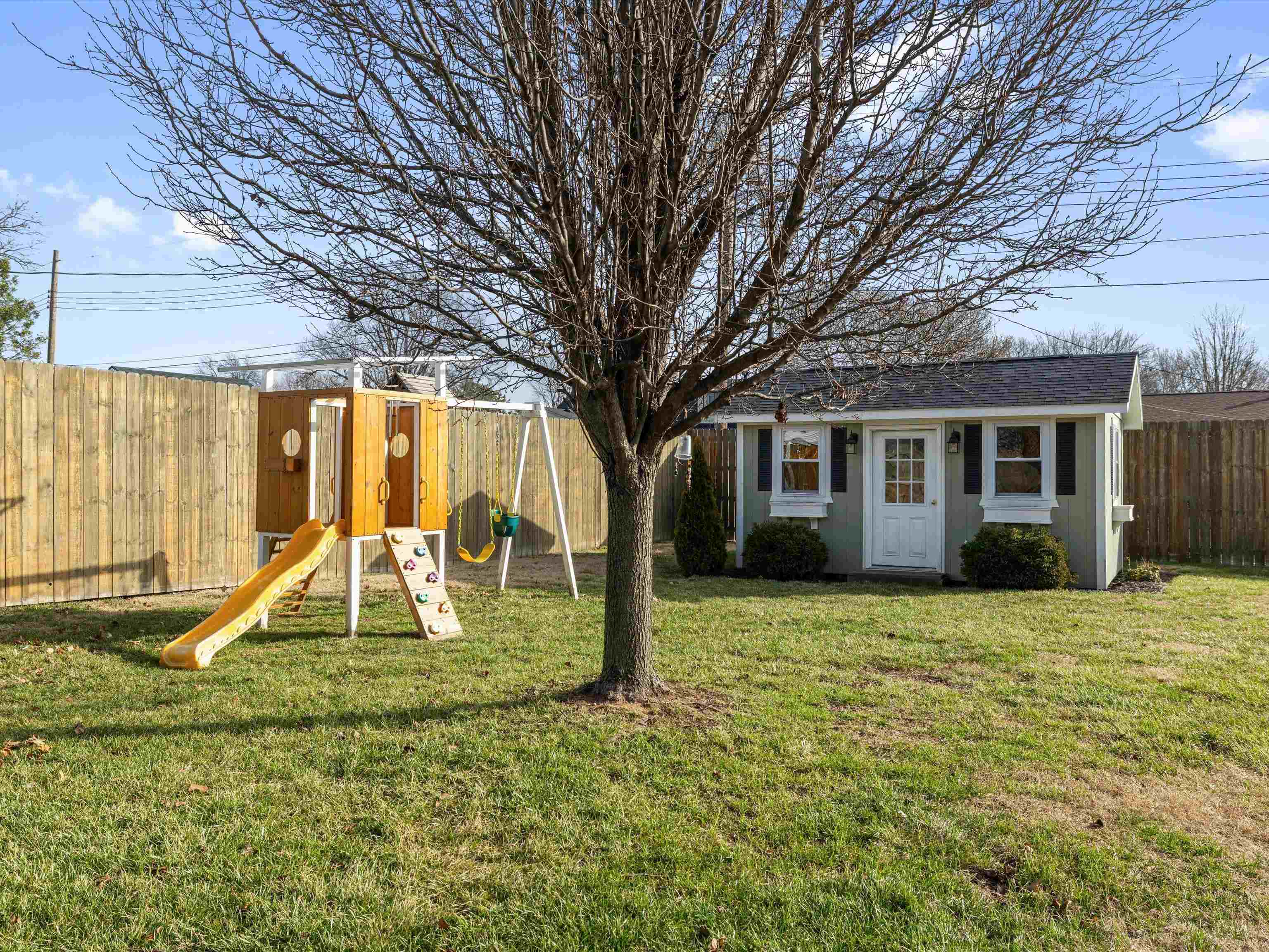 3435 Griffith Ave, Owensboro, Kentucky 42303, 3 Bedrooms Bedrooms, ,2 BathroomsBathrooms,Single Family Residence,For Sale,Griffith Ave,93967