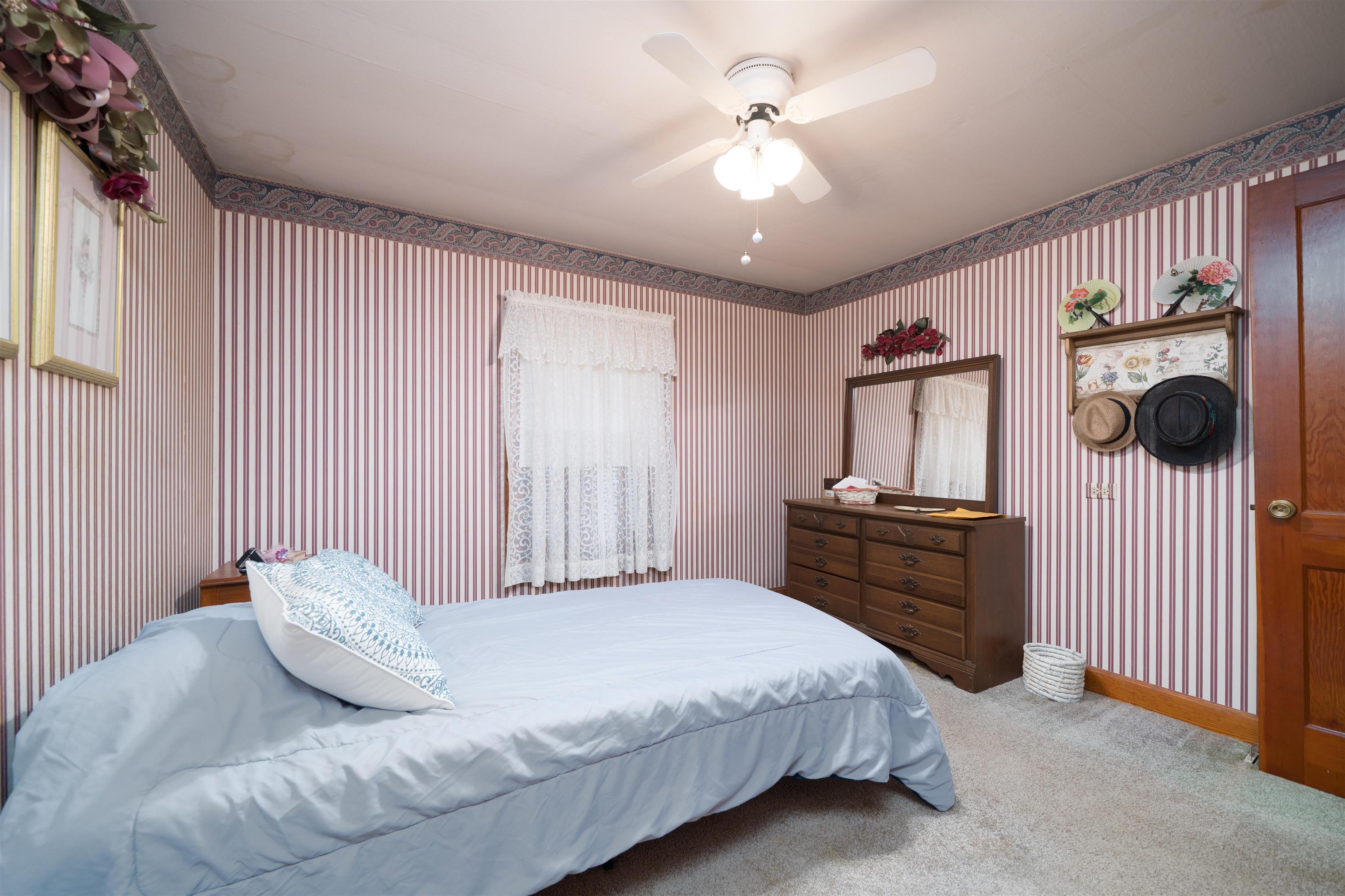 426 KY 136 W, Calhoun, Kentucky 42327, 2 Bedrooms Bedrooms, ,1 BathroomBathrooms,Single Family Residence,For Sale,KY 136 W,93969