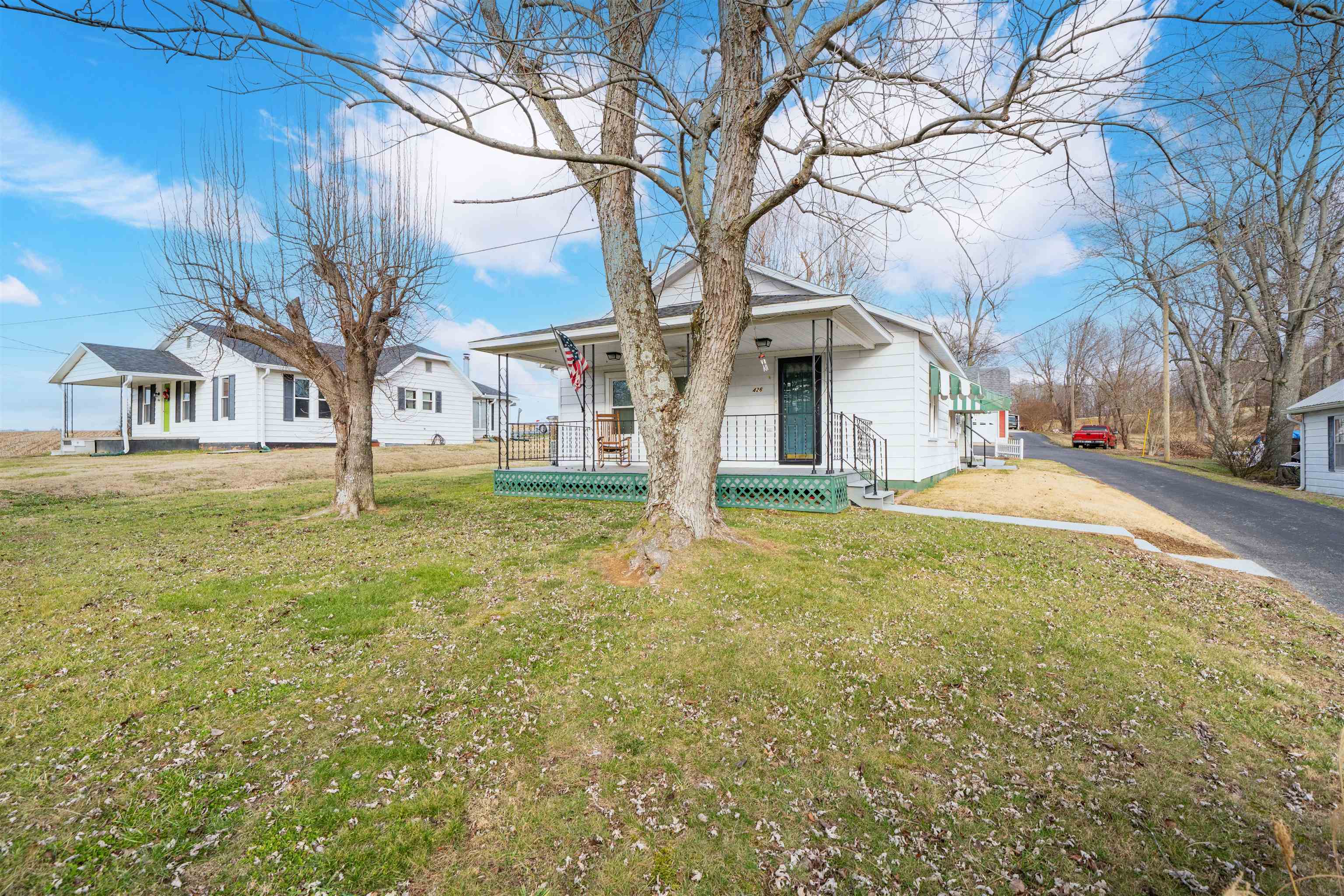 426 KY 136 W, Calhoun, Kentucky 42327, 2 Bedrooms Bedrooms, ,1 BathroomBathrooms,Single Family Residence,For Sale,KY 136 W,93969