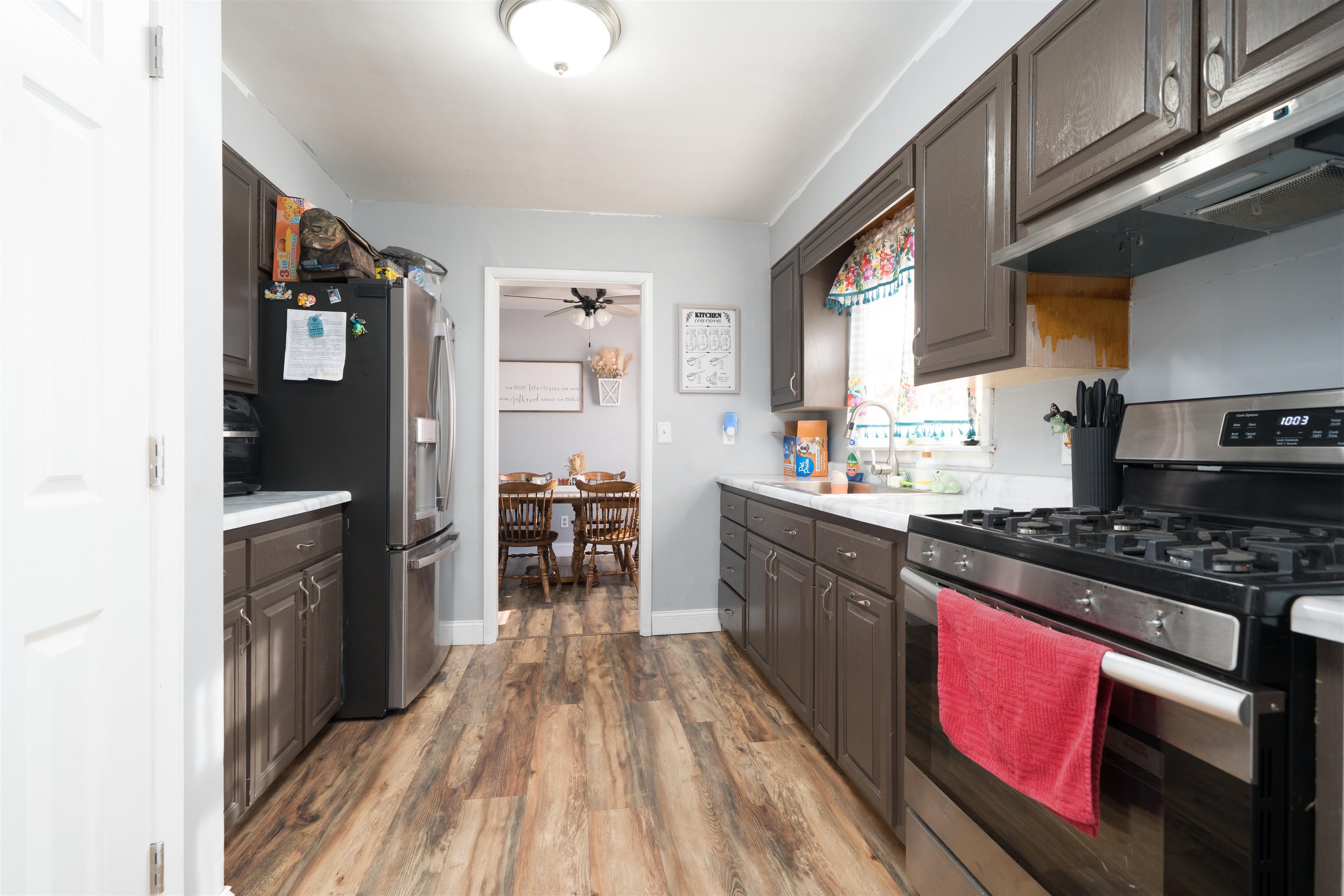 800 Booth Ave., Owensboro, Kentucky 42301, 3 Bedrooms Bedrooms, ,1 BathroomBathrooms,Single Family Residence,For Sale,Booth Ave.,93973