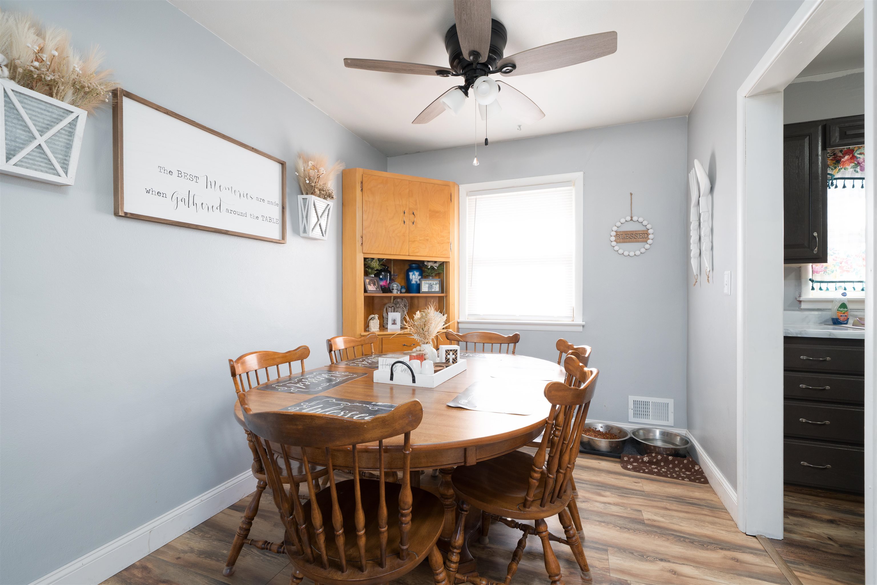 800 Booth Ave., Owensboro, Kentucky 42301, 3 Bedrooms Bedrooms, ,1 BathroomBathrooms,Single Family Residence,For Sale,Booth Ave.,93973