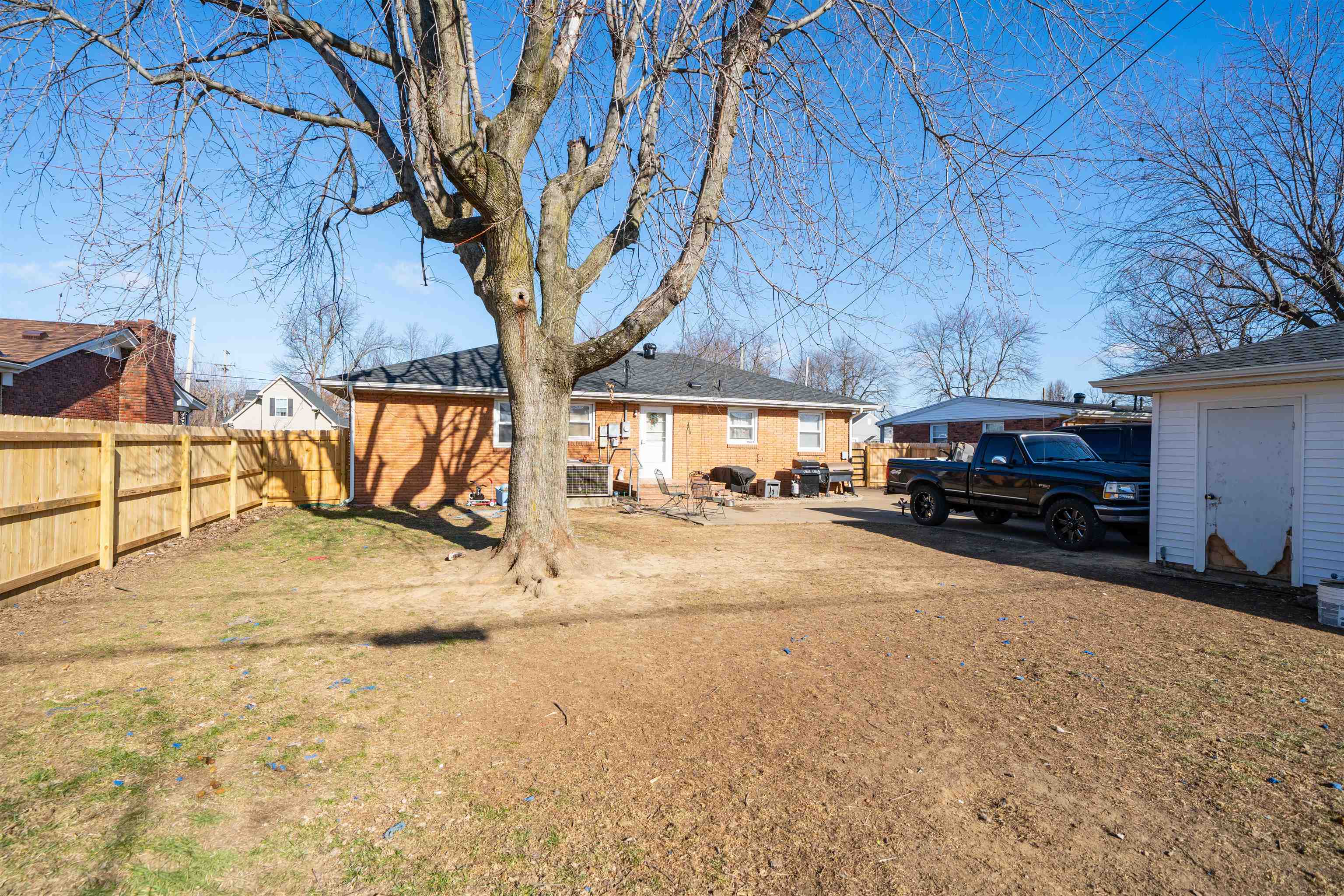 800 Booth Ave., Owensboro, Kentucky 42301, 3 Bedrooms Bedrooms, ,1 BathroomBathrooms,Single Family Residence,For Sale,Booth Ave.,93973