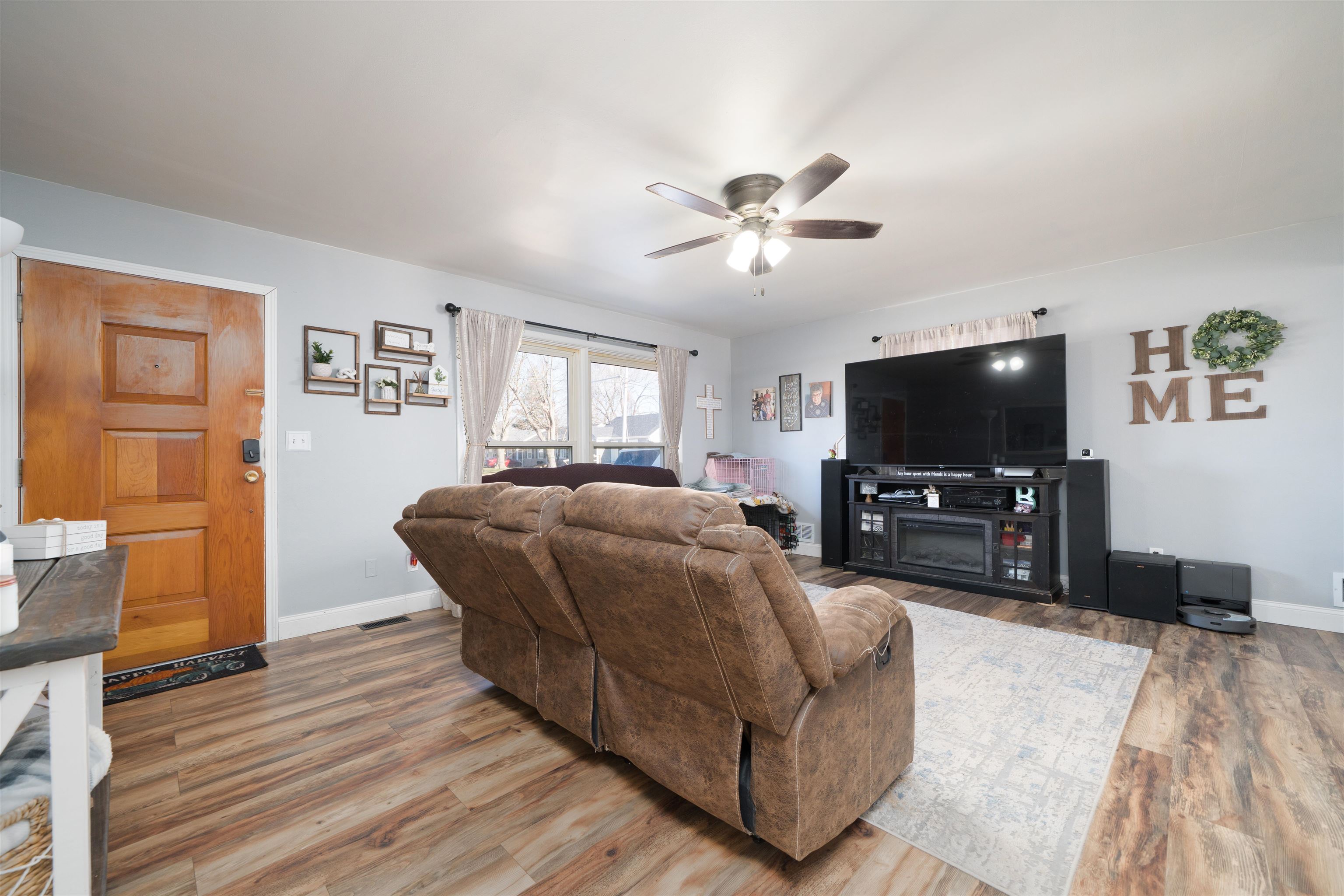 800 Booth Ave., Owensboro, Kentucky 42301, 3 Bedrooms Bedrooms, ,1 BathroomBathrooms,Single Family Residence,For Sale,Booth Ave.,93973