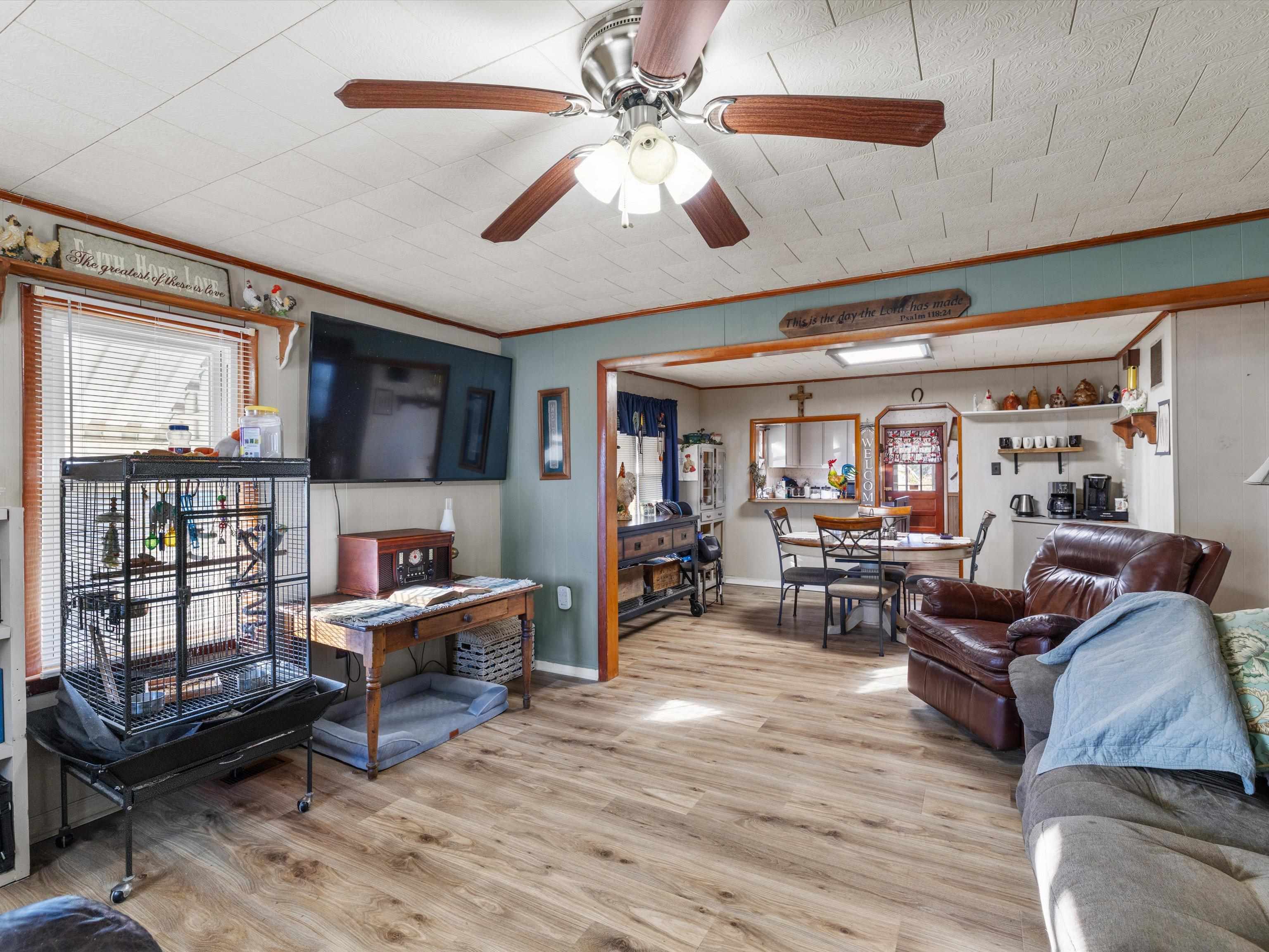 122 Highland Ave, Madisonville, Kentucky 42431, 2 Bedrooms Bedrooms, ,1 BathroomBathrooms,Single Family Residence,For Sale,Highland Ave,93974