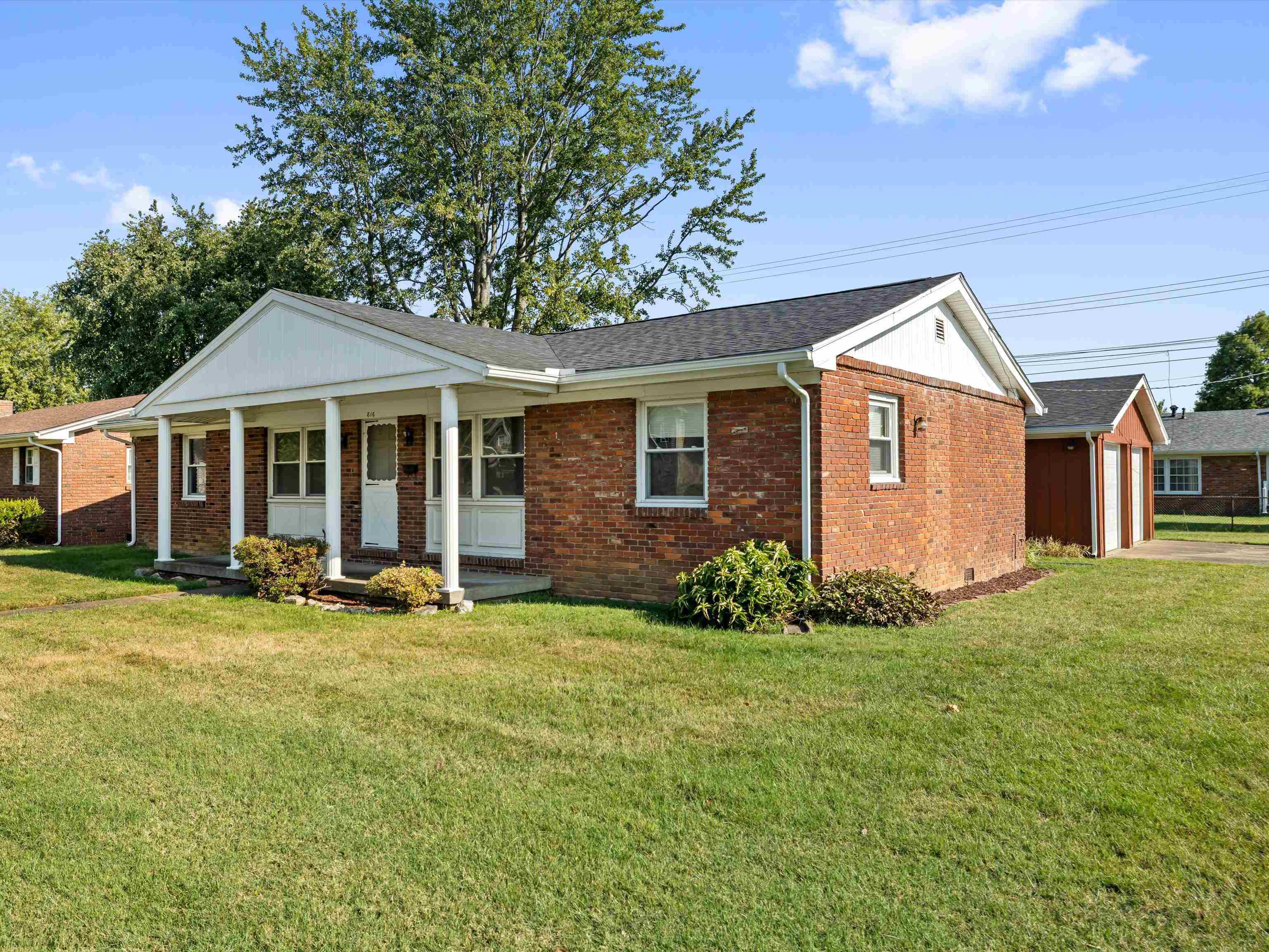 816 Booth Ave., Owensboro, Kentucky 42301, 3 Bedrooms Bedrooms, ,2 BathroomsBathrooms,Single Family Residence,For Sale,Booth Ave.,93975