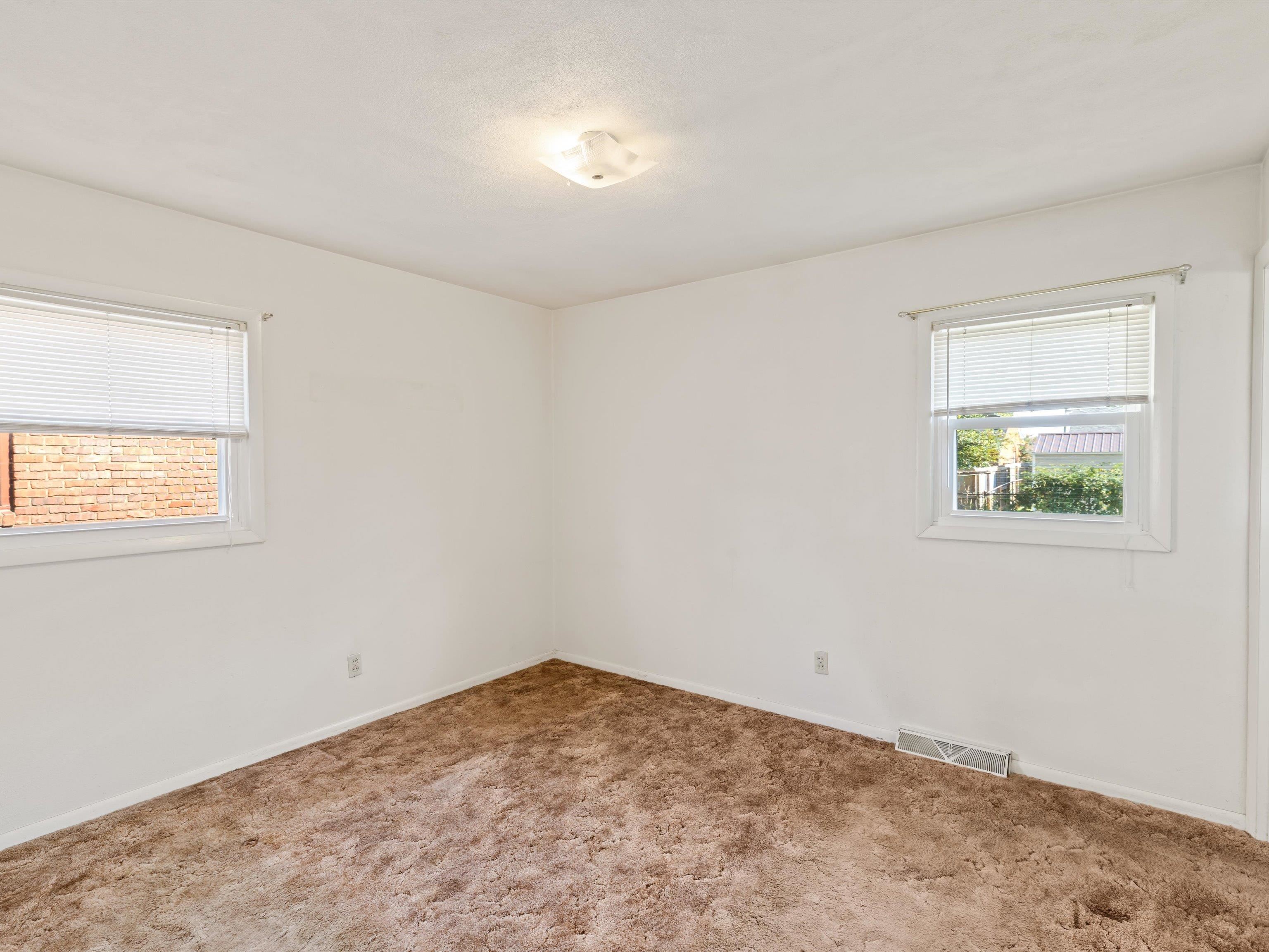 816 Booth Ave., Owensboro, Kentucky 42301, 3 Bedrooms Bedrooms, ,2 BathroomsBathrooms,Single Family Residence,For Sale,Booth Ave.,93975