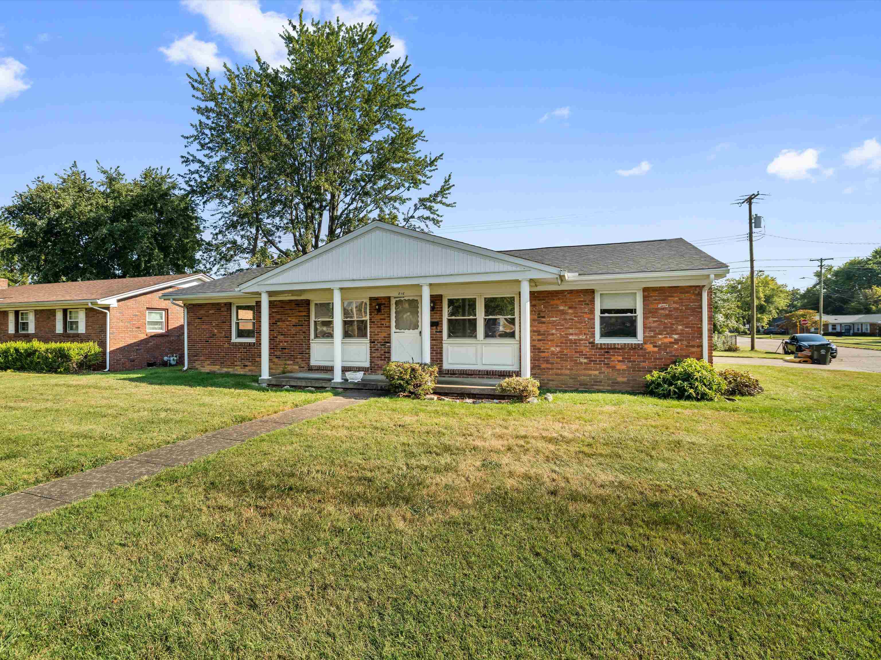 816 Booth Ave., Owensboro, Kentucky 42301, 3 Bedrooms Bedrooms, ,2 BathroomsBathrooms,Single Family Residence,For Sale,Booth Ave.,93975