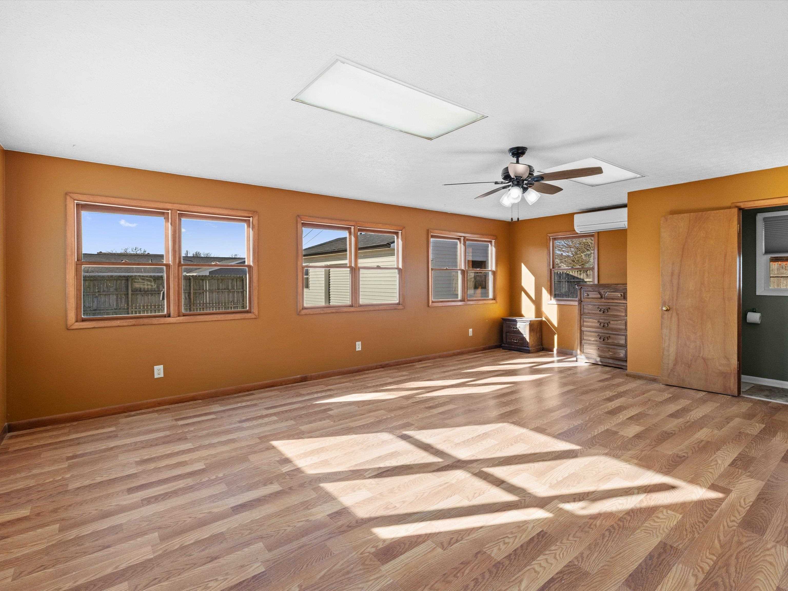 2416 Cavalcade Drive, Owensboro, Kentucky 42301, 3 Bedrooms Bedrooms, ,1 BathroomBathrooms,Single Family Residence,For Sale,Cavalcade Drive,93976