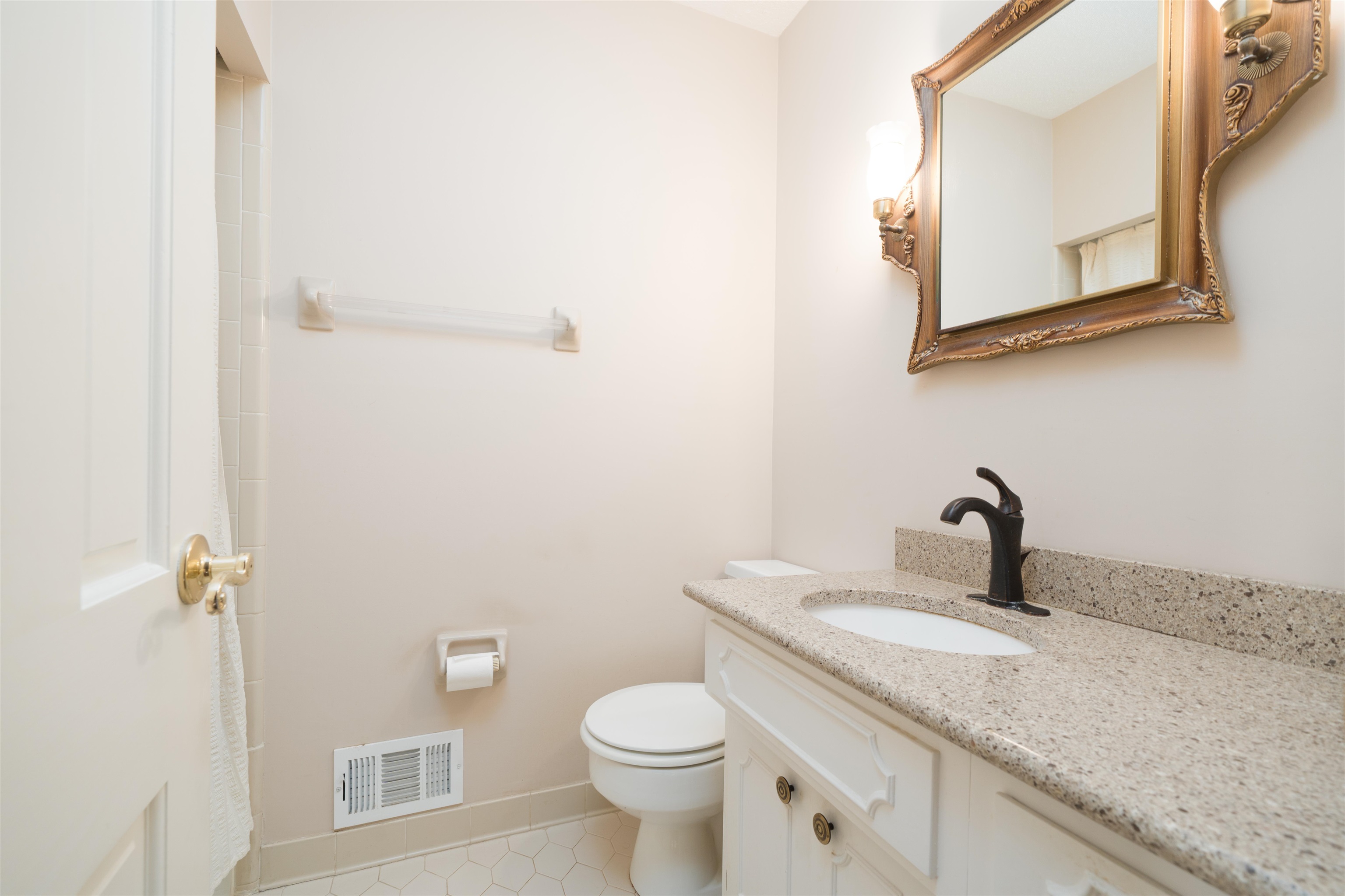 1526 Springdale Dr, Owensboro, Kentucky 42301, 4 Bedrooms Bedrooms, ,2 BathroomsBathrooms,Single Family Residence,For Sale,Springdale Dr,93981