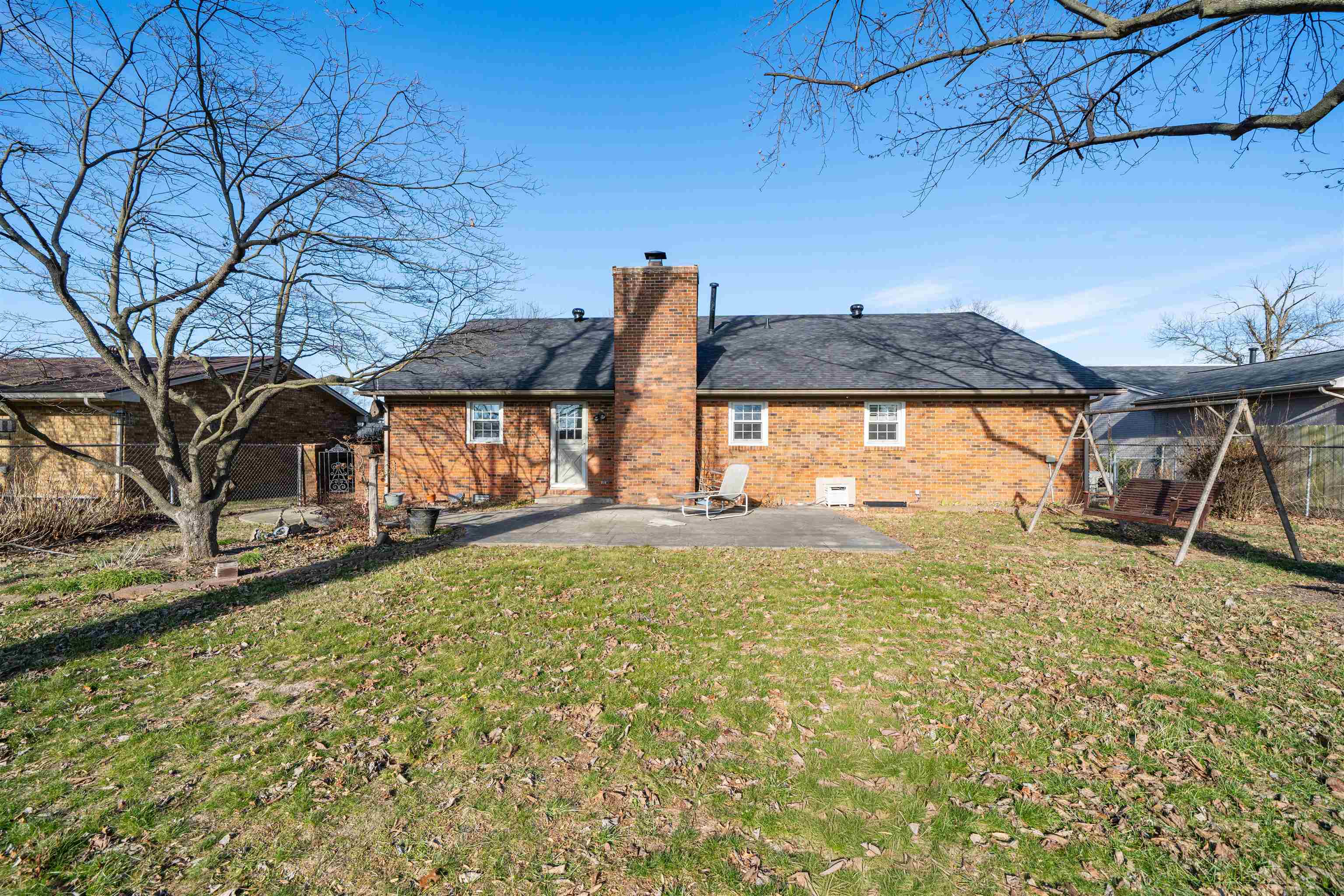 1526 Springdale Dr, Owensboro, Kentucky 42301, 4 Bedrooms Bedrooms, ,2 BathroomsBathrooms,Single Family Residence,For Sale,Springdale Dr,93981