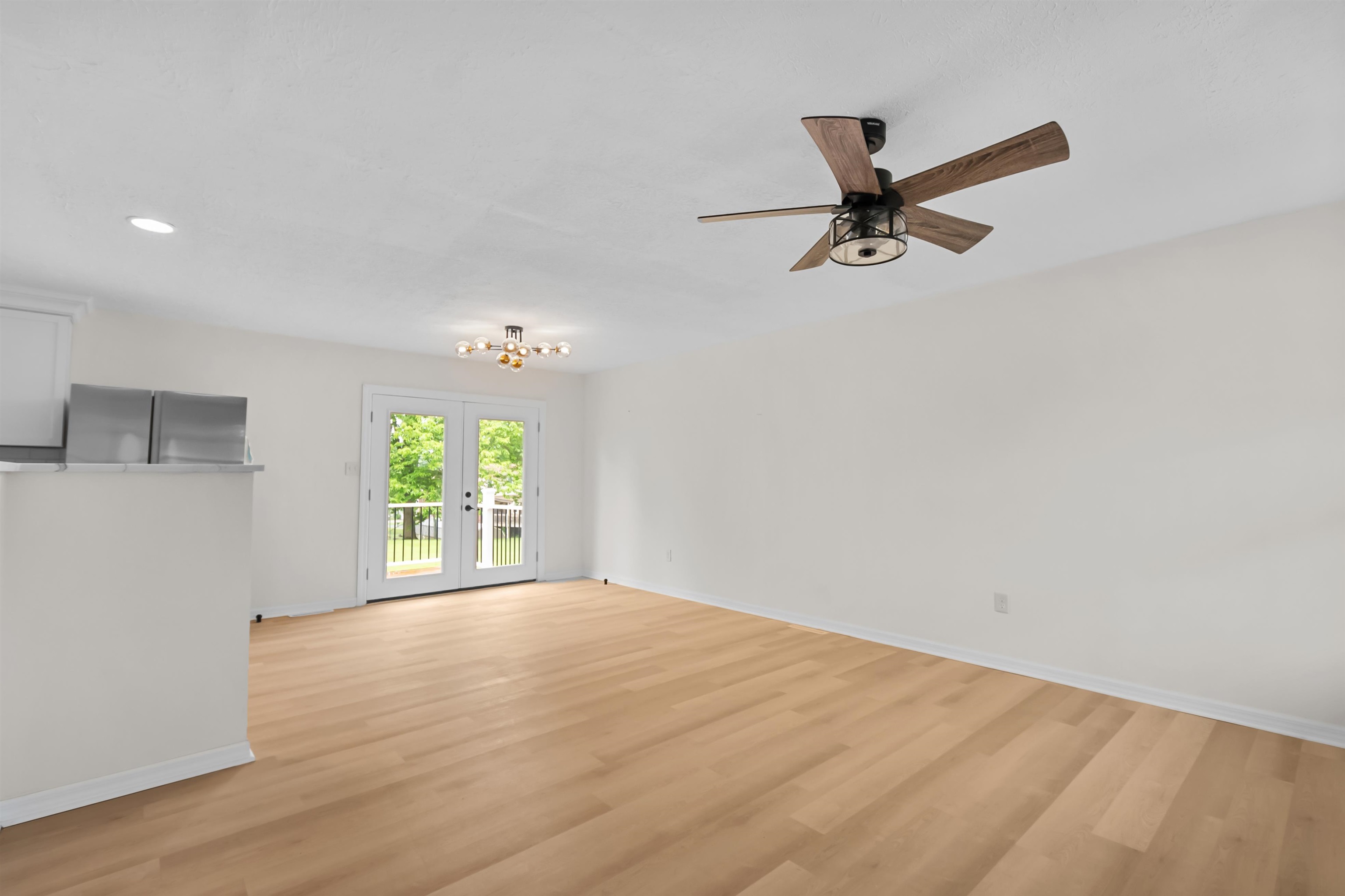 1333 Kingswood Way, Radcliff, Kentucky 40160, 4 Bedrooms Bedrooms, ,3 BathroomsBathrooms,Single Family Residence,For Sale,Kingswood Way,94001