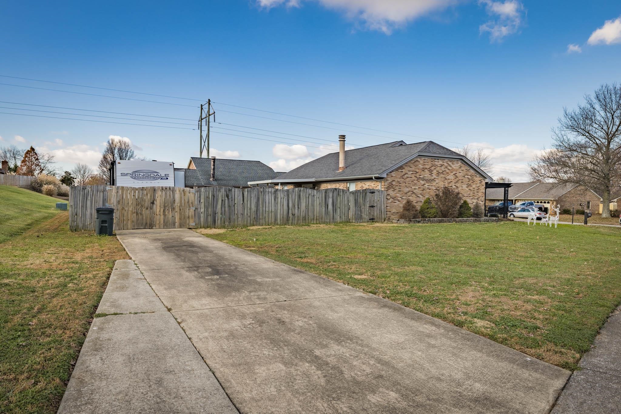 3654 Forward Pass, Owensboro, Kentucky 42303, 3 Bedrooms Bedrooms, ,2 BathroomsBathrooms,Single Family Residence,For Sale,Forward Pass,94009