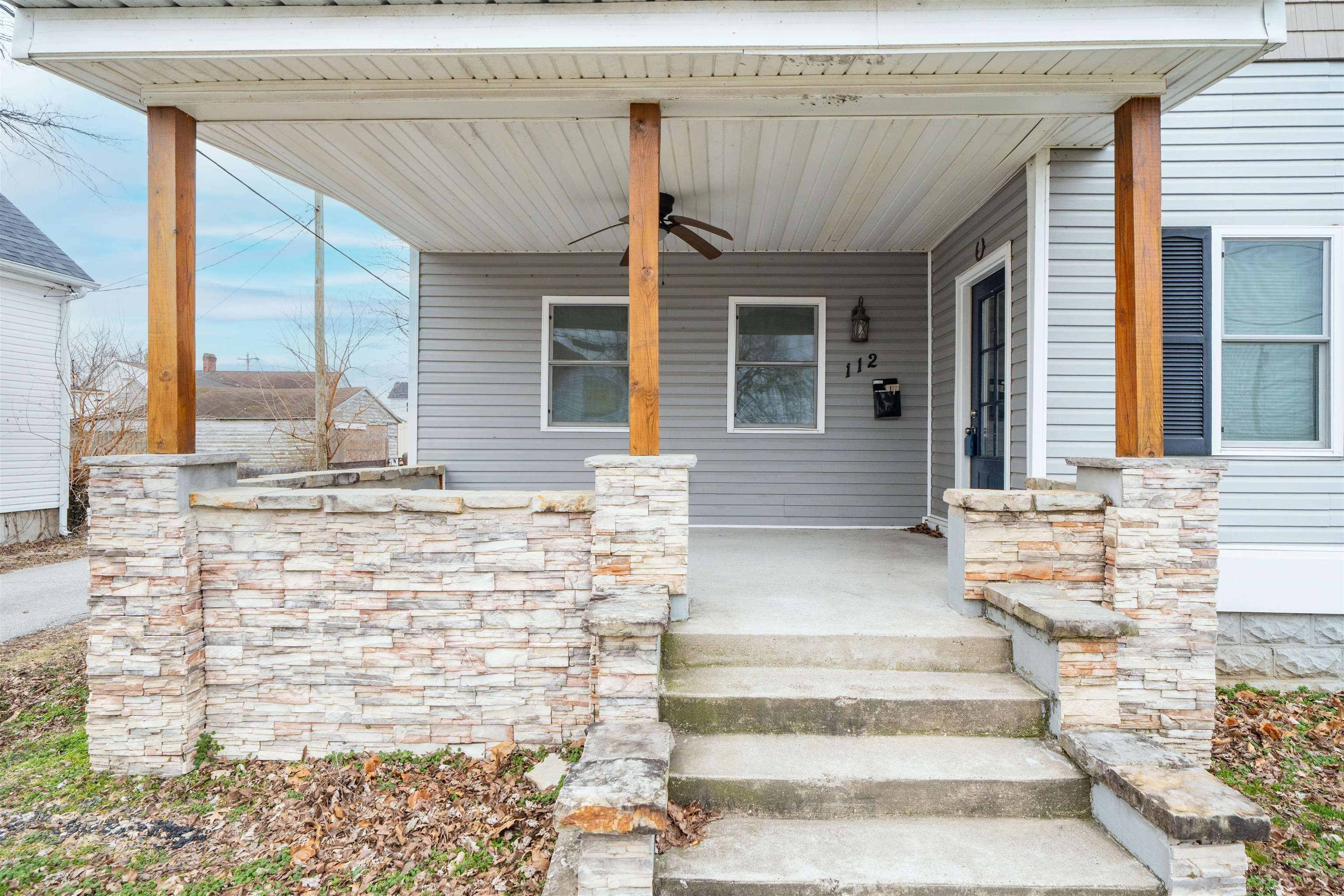 112 Sycamore St., Owensboro, Kentucky 42301, 3 Bedrooms Bedrooms, ,2 BathroomsBathrooms,Single Family Residence,For Sale,Sycamore St.,94013