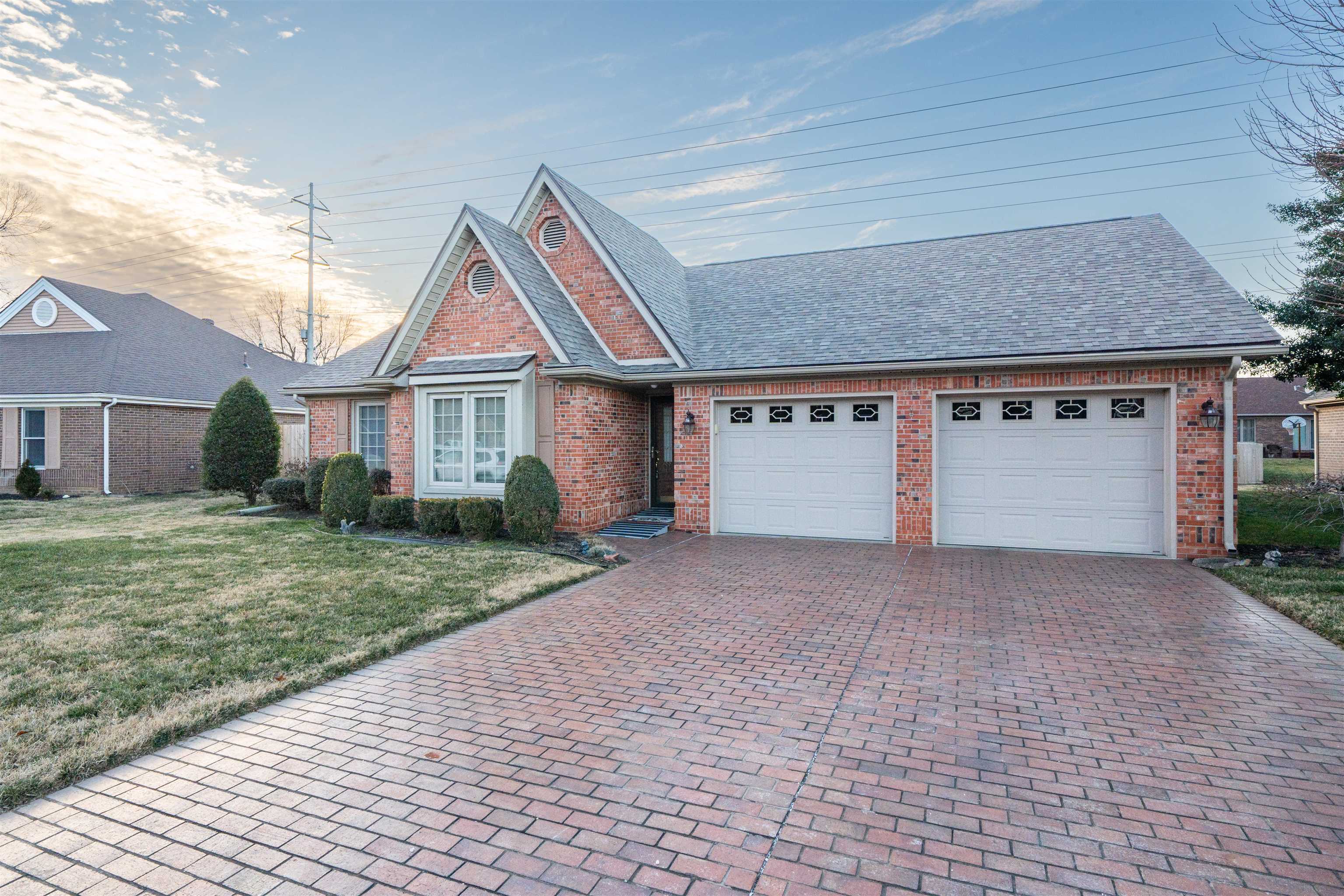 3316 Bryant Ct, Owensboro, Kentucky 42303, 3 Bedrooms Bedrooms, ,2 BathroomsBathrooms,Single Family Residence,For Sale,Bryant Ct,94018