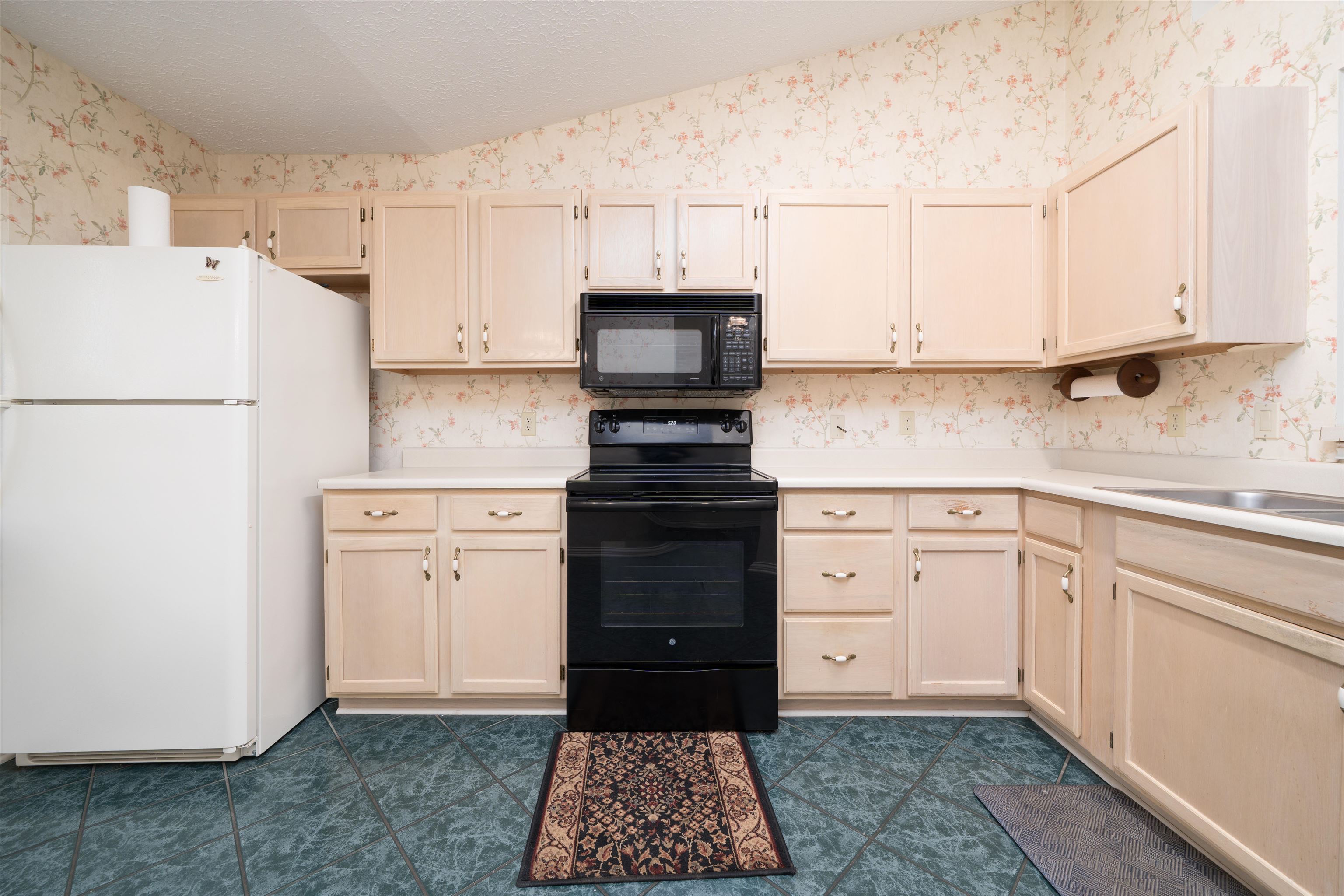 3316 Bryant Ct, Owensboro, Kentucky 42303, 3 Bedrooms Bedrooms, ,2 BathroomsBathrooms,Single Family Residence,For Sale,Bryant Ct,94018