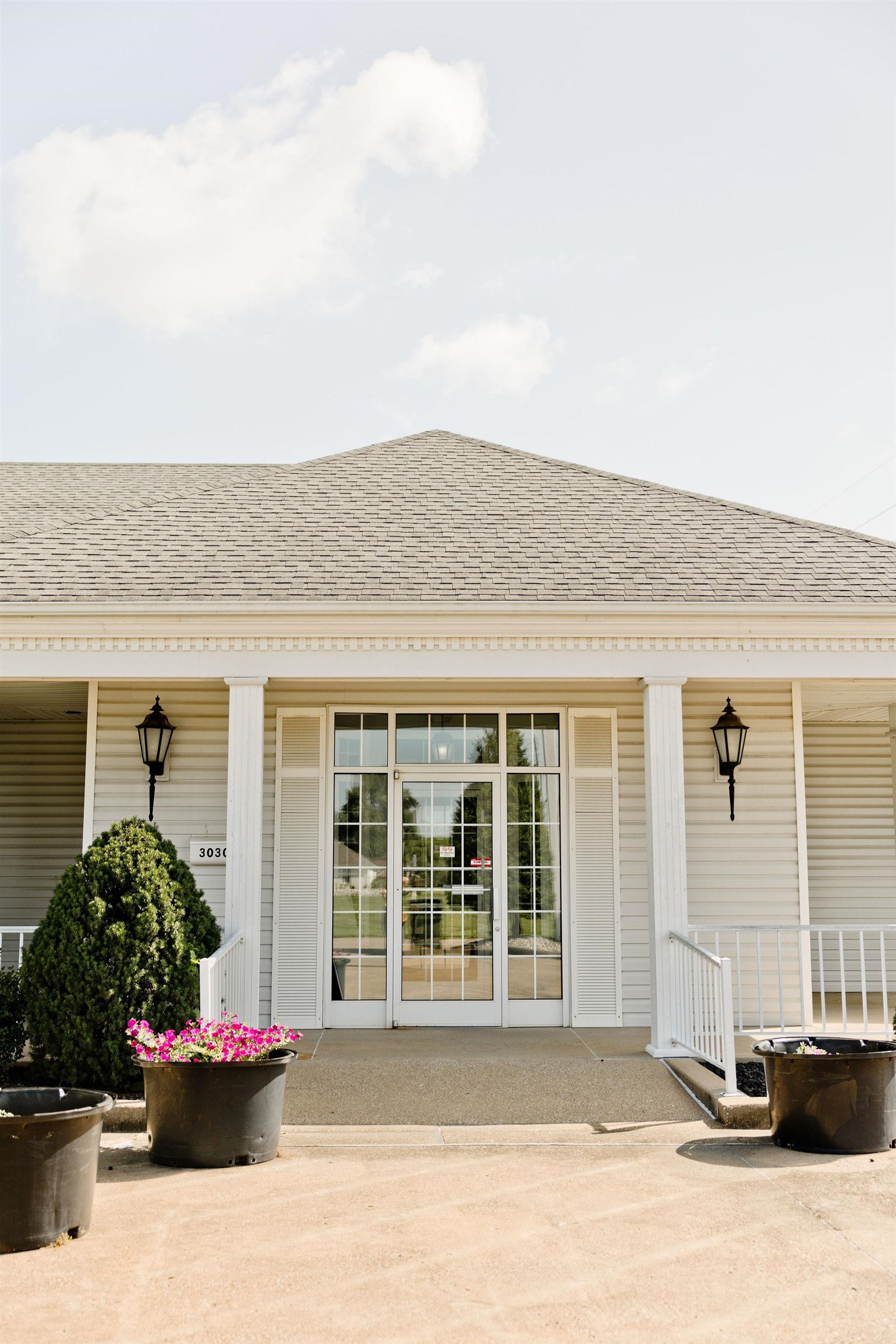 3030 Burlew Boulevard, Owensboro, Kentucky 42303, ,Office,For Sale,Burlew Boulevard,94024
