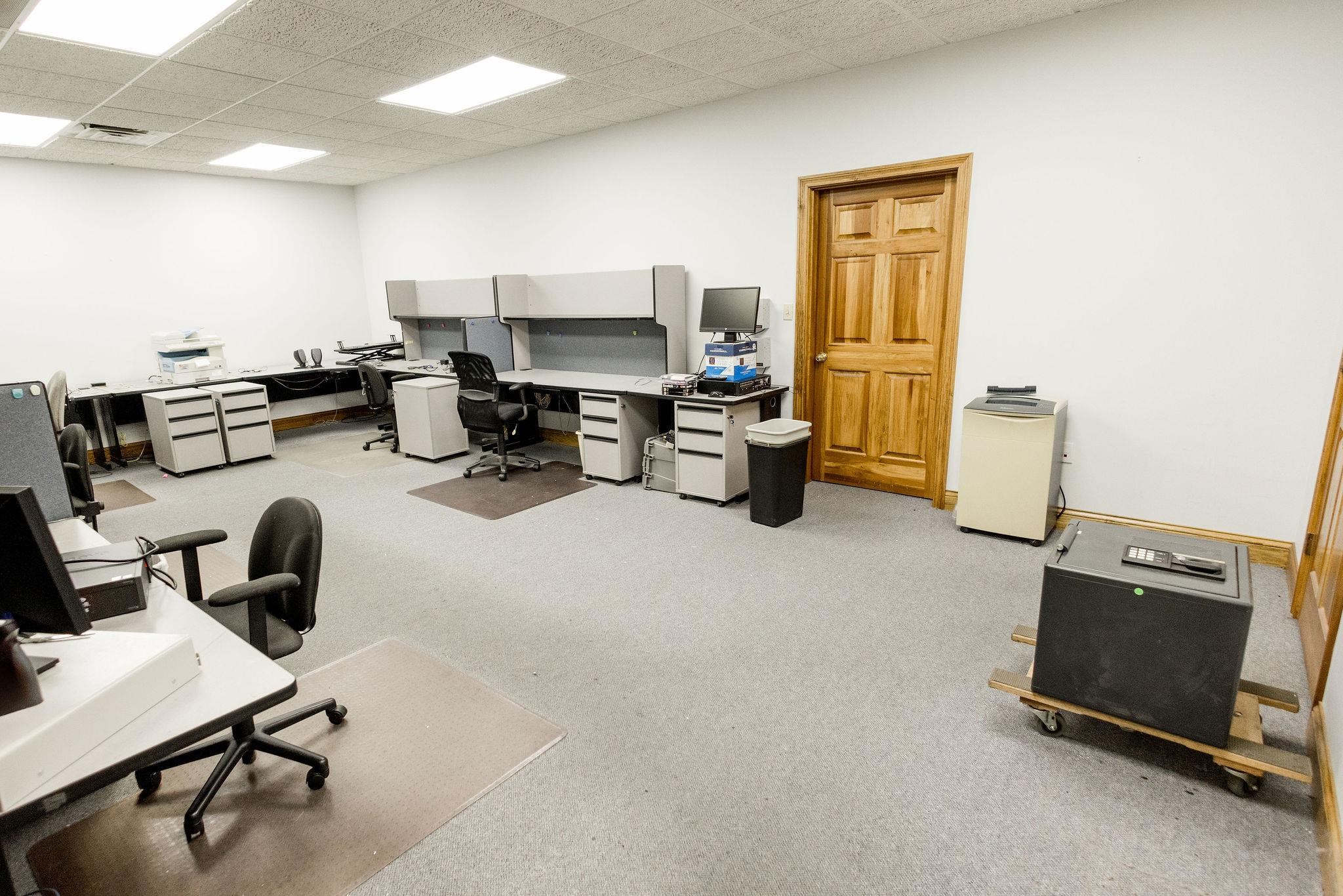 3030 Burlew Boulevard, Owensboro, Kentucky 42303, ,Office,For Sale,Burlew Boulevard,94024
