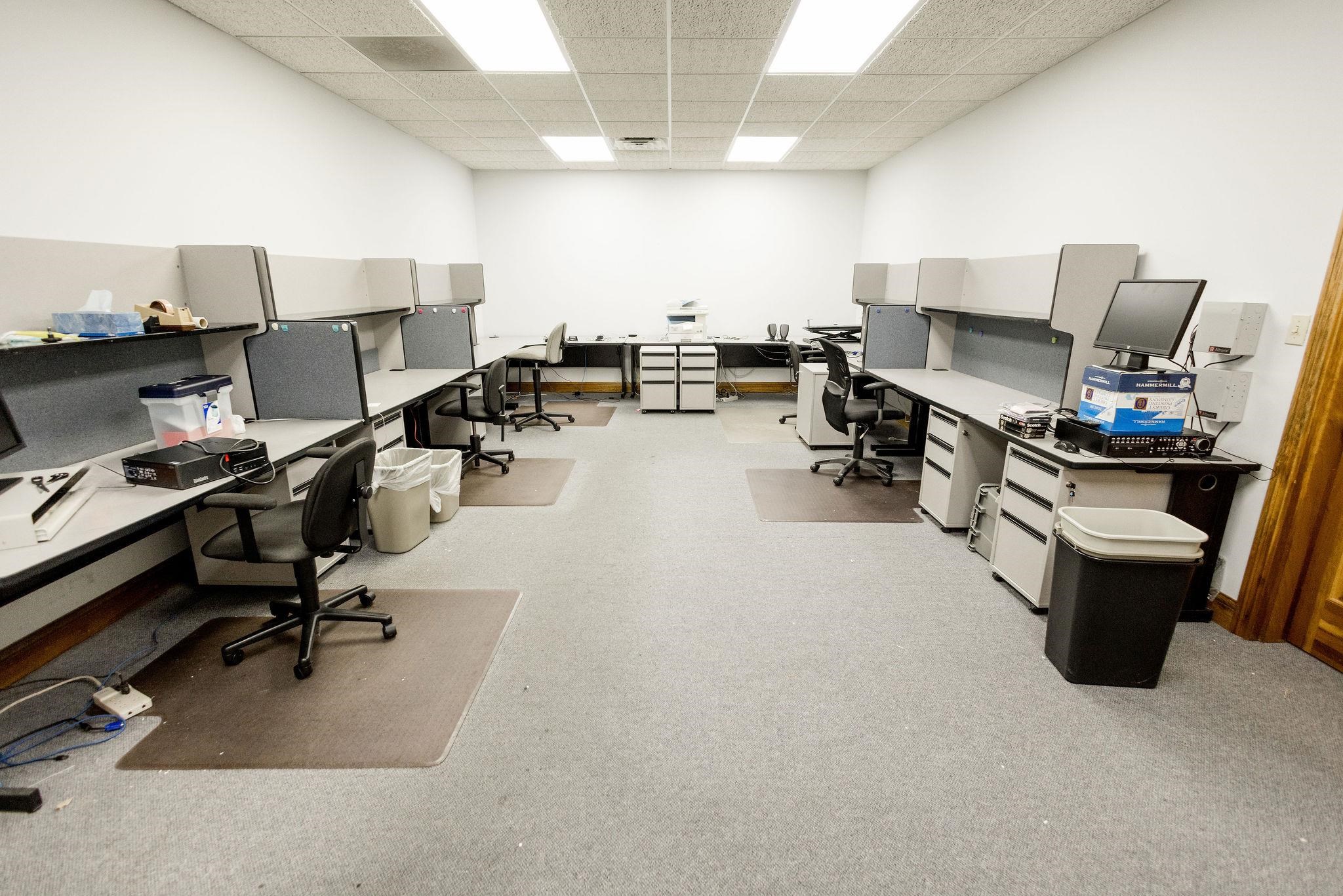3030 Burlew Boulevard, Owensboro, Kentucky 42303, ,Office,For Sale,Burlew Boulevard,94024
