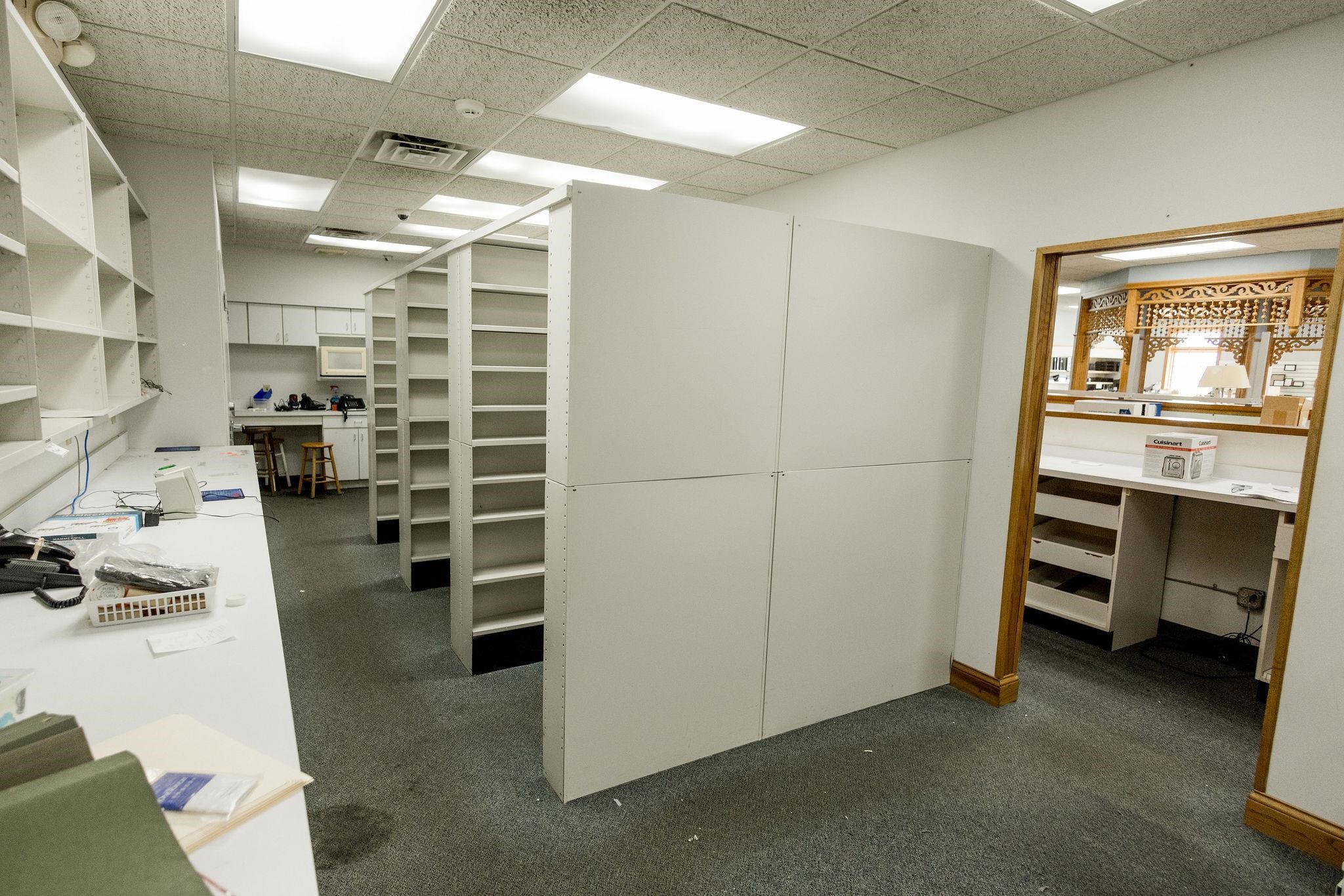 3030 Burlew Boulevard, Owensboro, Kentucky 42303, ,Office,For Sale,Burlew Boulevard,94024