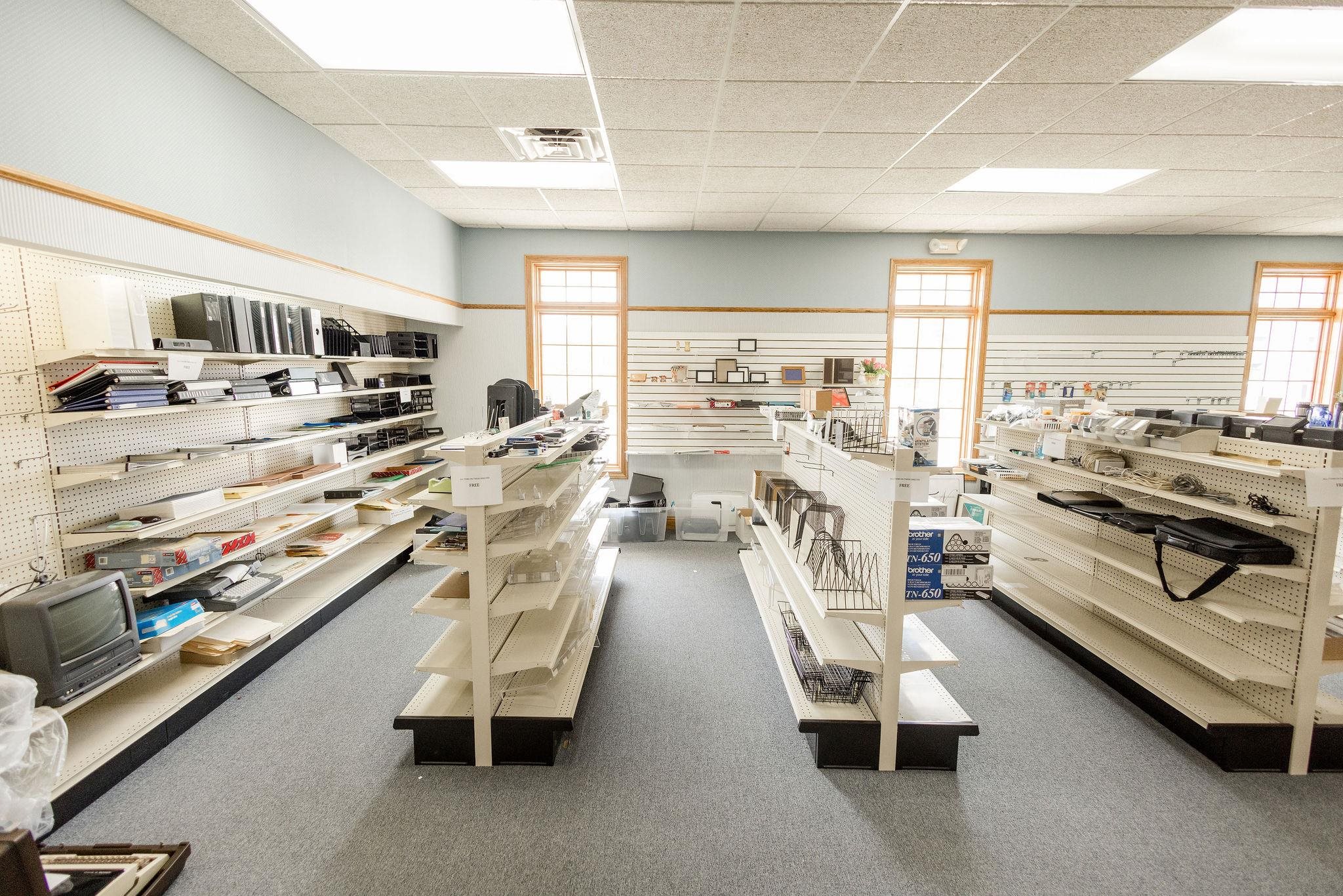 3030 Burlew Boulevard, Owensboro, Kentucky 42303, ,Office,For Sale,Burlew Boulevard,94024