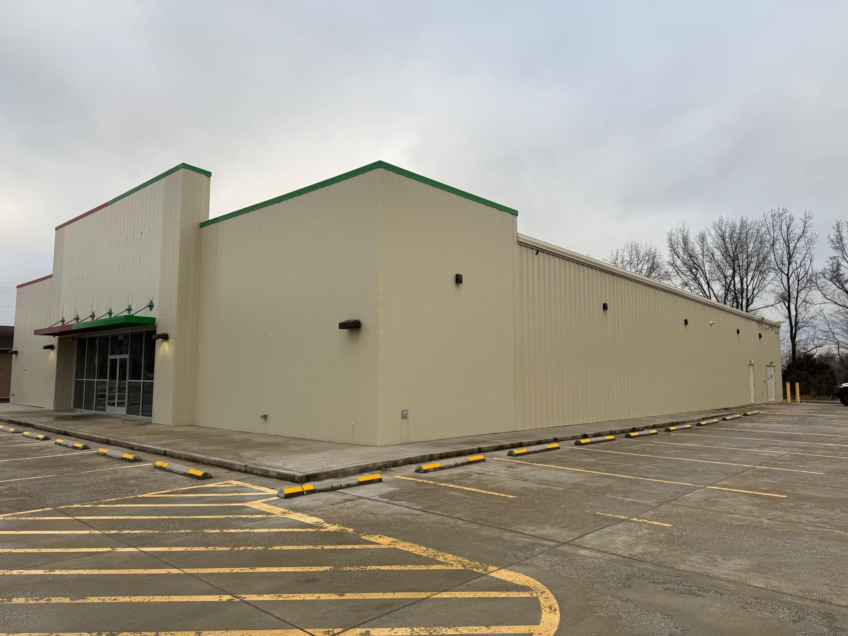 8240 Hwy 60 W, Lewisport, Kentucky 42351, ,Retail,For Sale,Hwy 60 W,94025