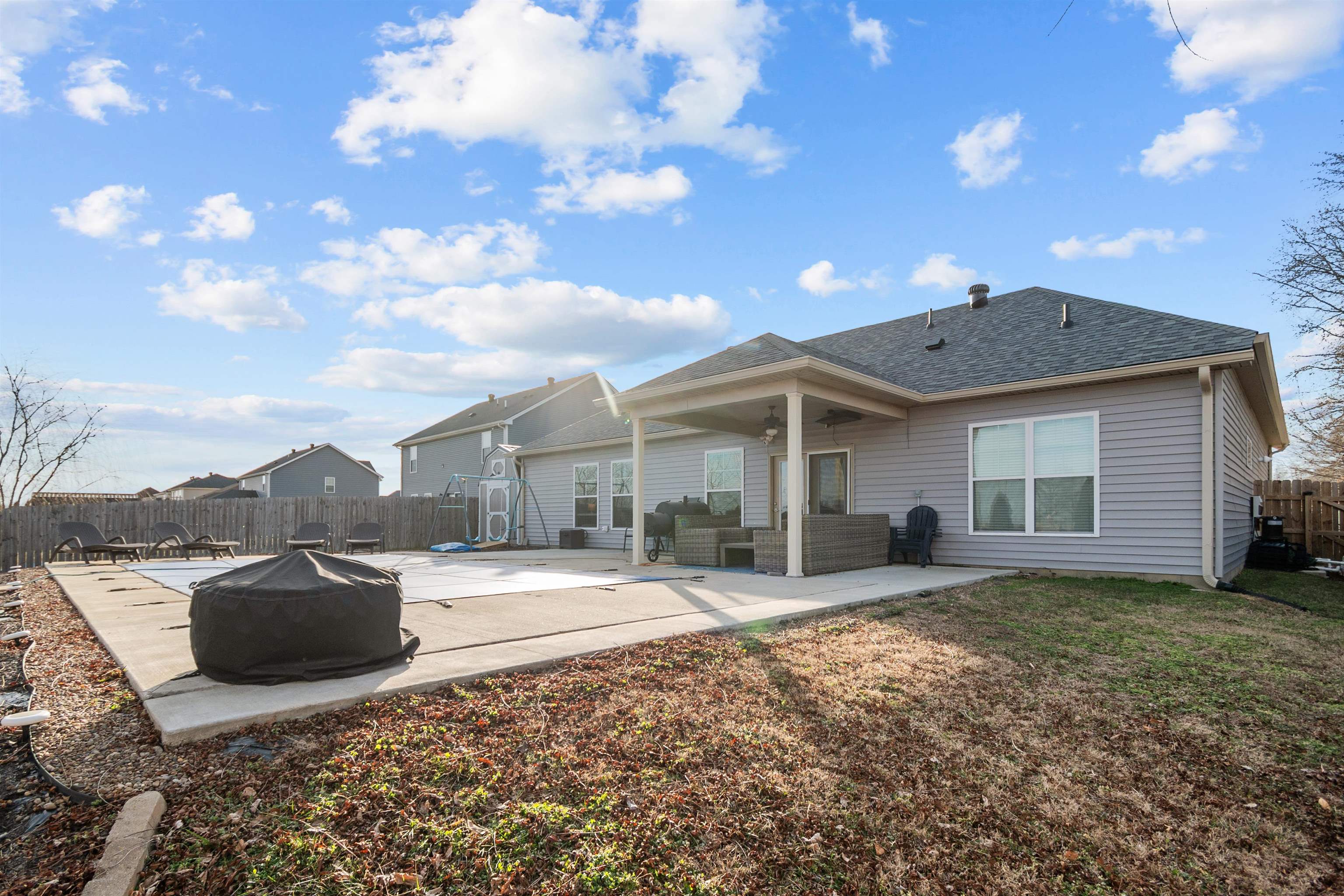 5557 Mulberry Place, Owensboro, Kentucky 42301, 4 Bedrooms Bedrooms, ,2 BathroomsBathrooms,Single Family Residence,For Sale,5557 Mulberry Place,94026