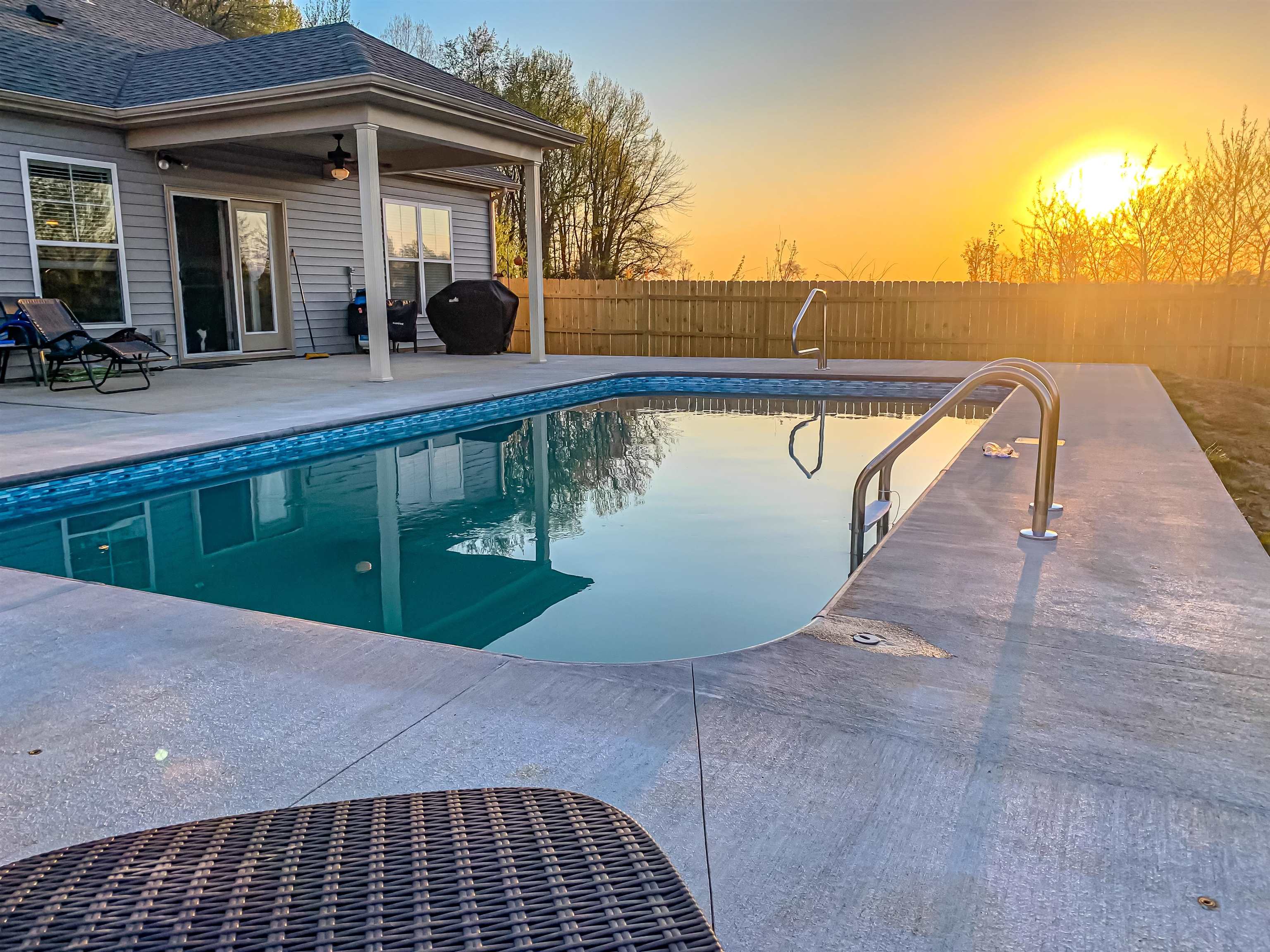 5557 Mulberry Place, Owensboro, Kentucky 42301, 4 Bedrooms Bedrooms, ,2 BathroomsBathrooms,Single Family Residence,For Sale,5557 Mulberry Place,94026