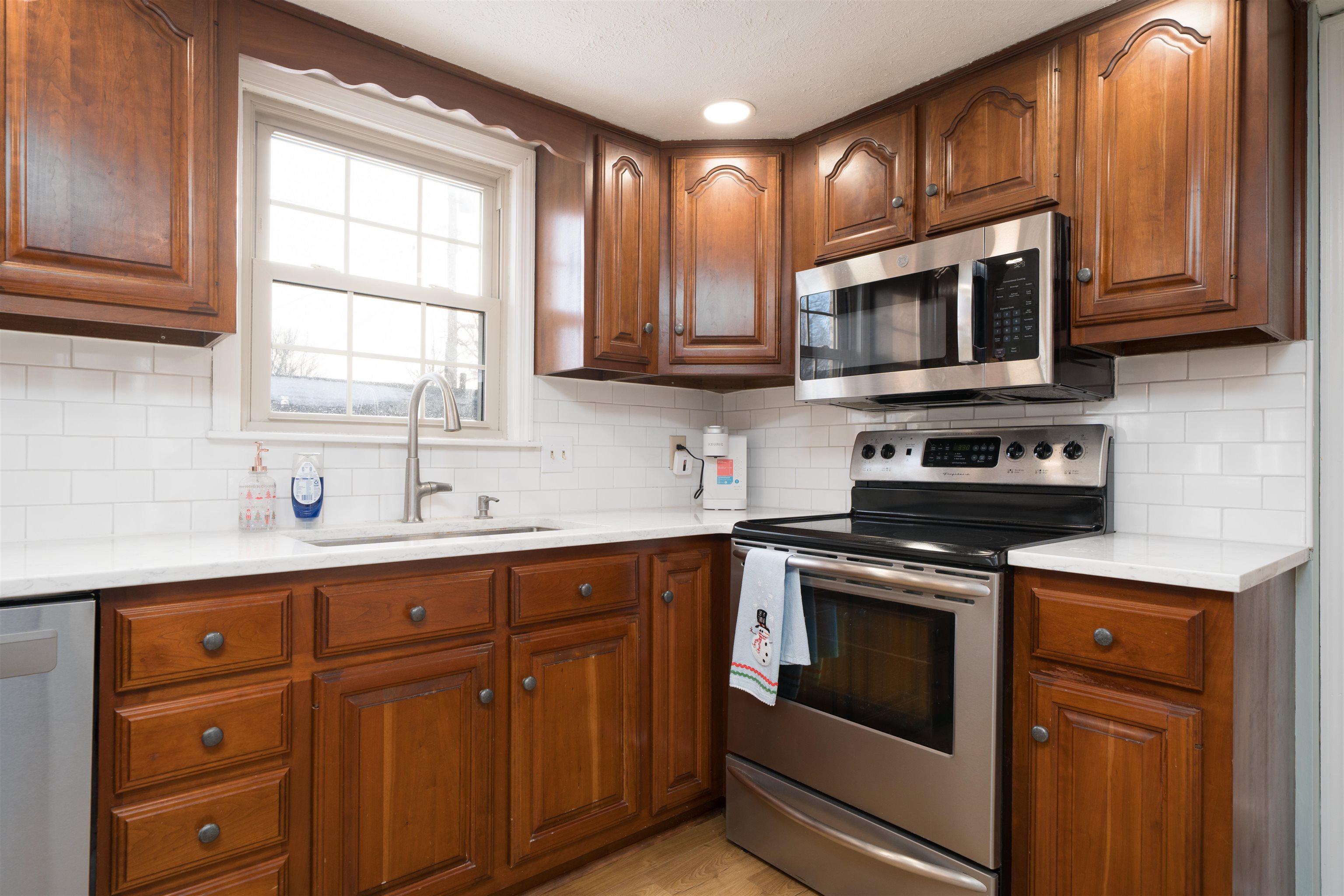 1502 Forrest Ln, Owensboro, Kentucky 42301, 4 Bedrooms Bedrooms, ,2 BathroomsBathrooms,Single Family Residence,For Sale,Forrest Ln,94029