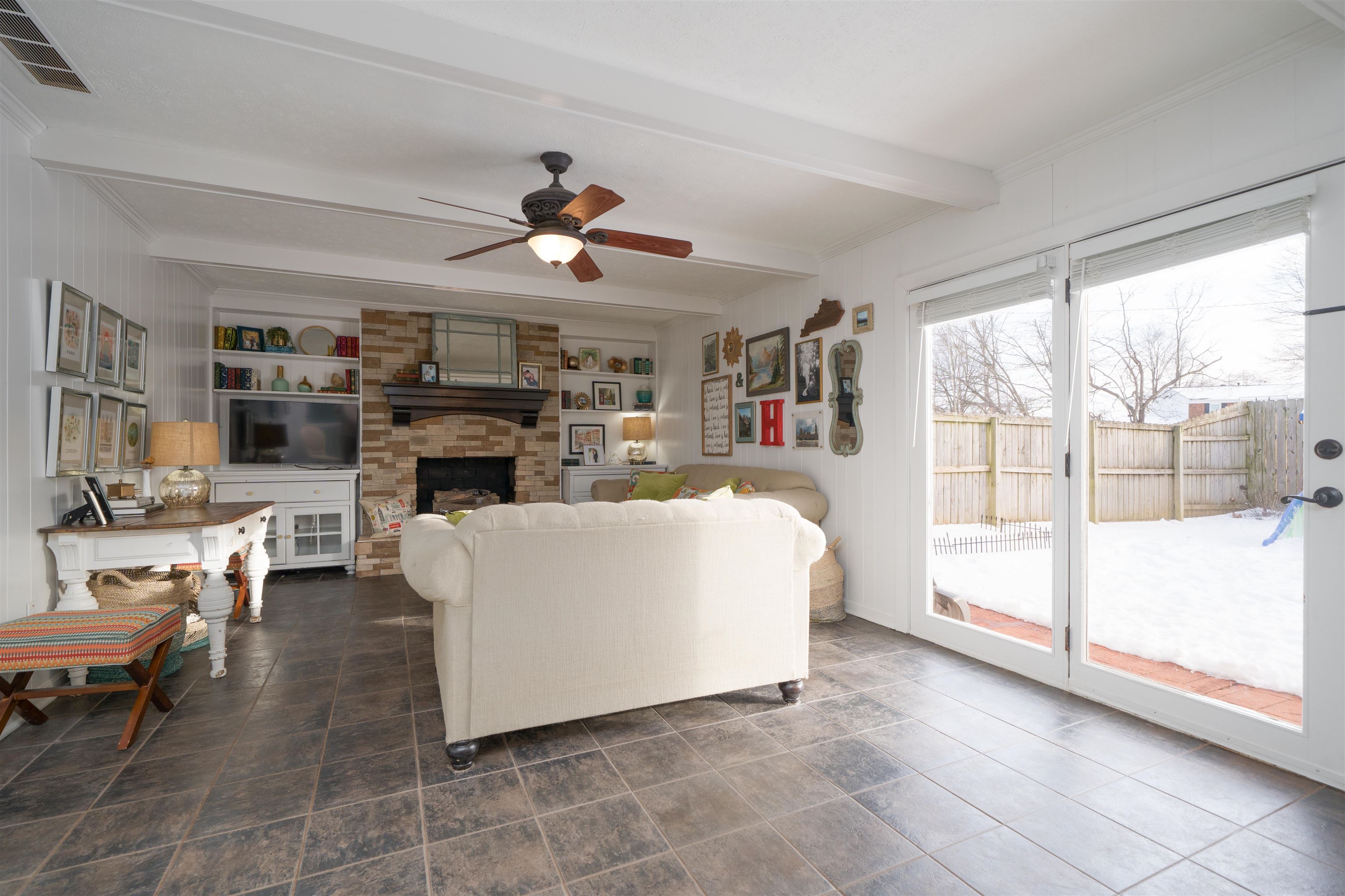 1502 Forrest Ln, Owensboro, Kentucky 42301, 4 Bedrooms Bedrooms, ,2 BathroomsBathrooms,Single Family Residence,For Sale,Forrest Ln,94029