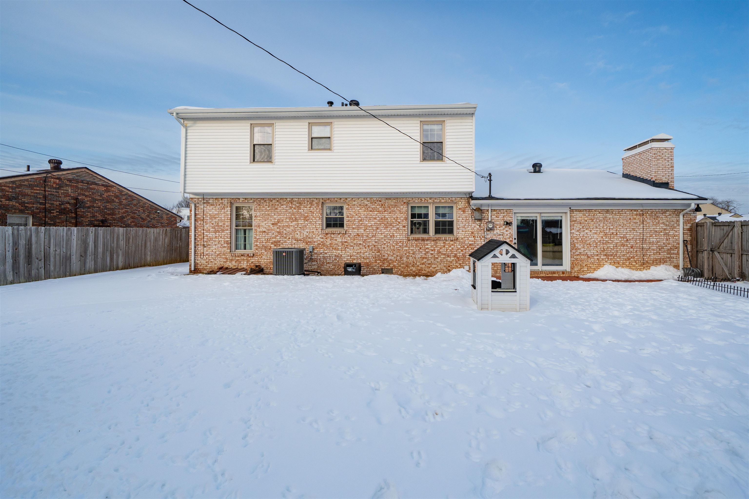 1502 Forrest Ln, Owensboro, Kentucky 42301, 4 Bedrooms Bedrooms, ,2 BathroomsBathrooms,Single Family Residence,For Sale,Forrest Ln,94029